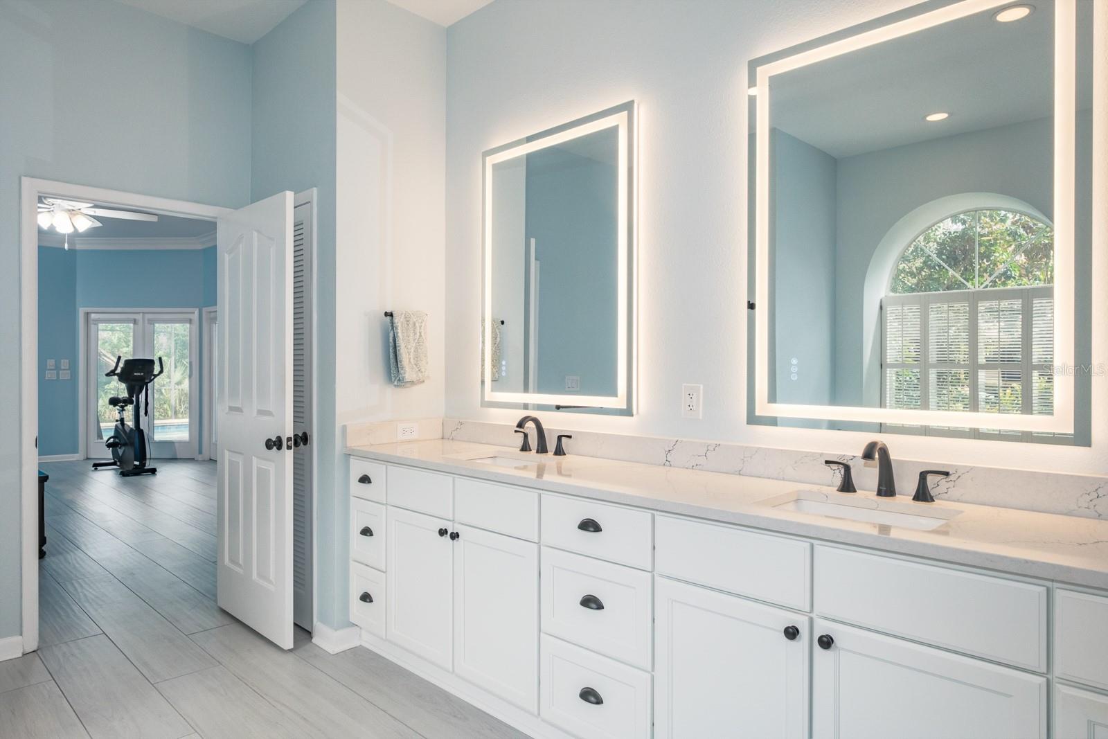 Image 48 of 90 For 110 Woodglen Court