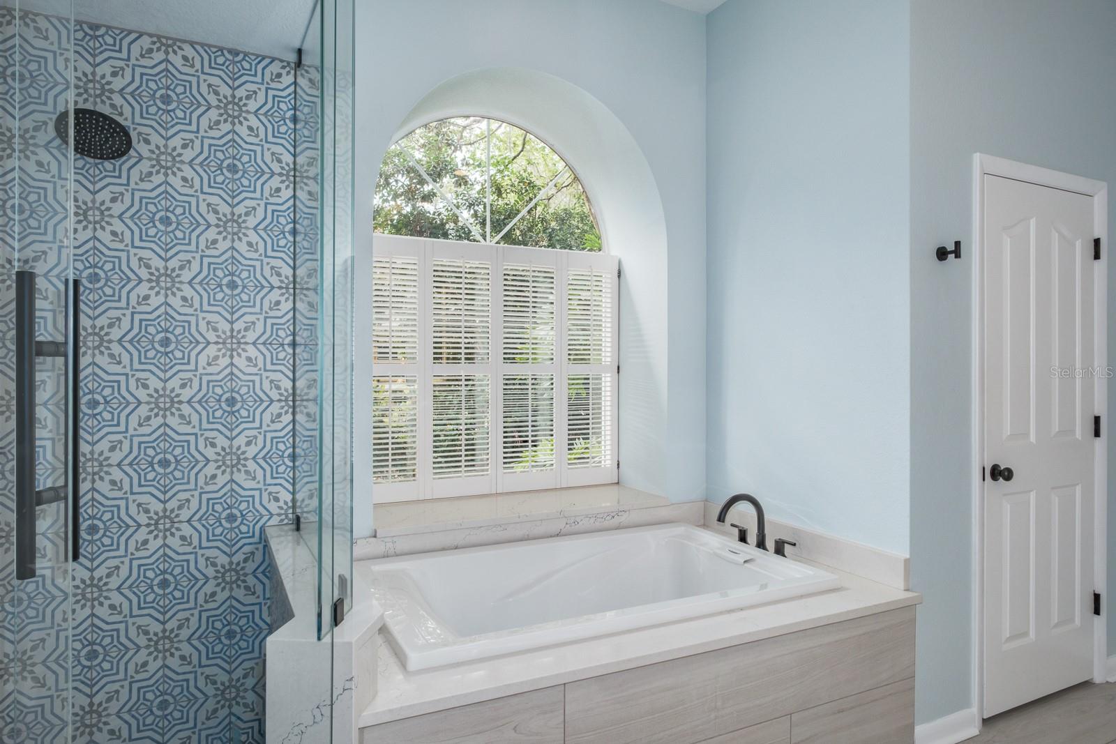 Image 49 of 90 For 110 Woodglen Court