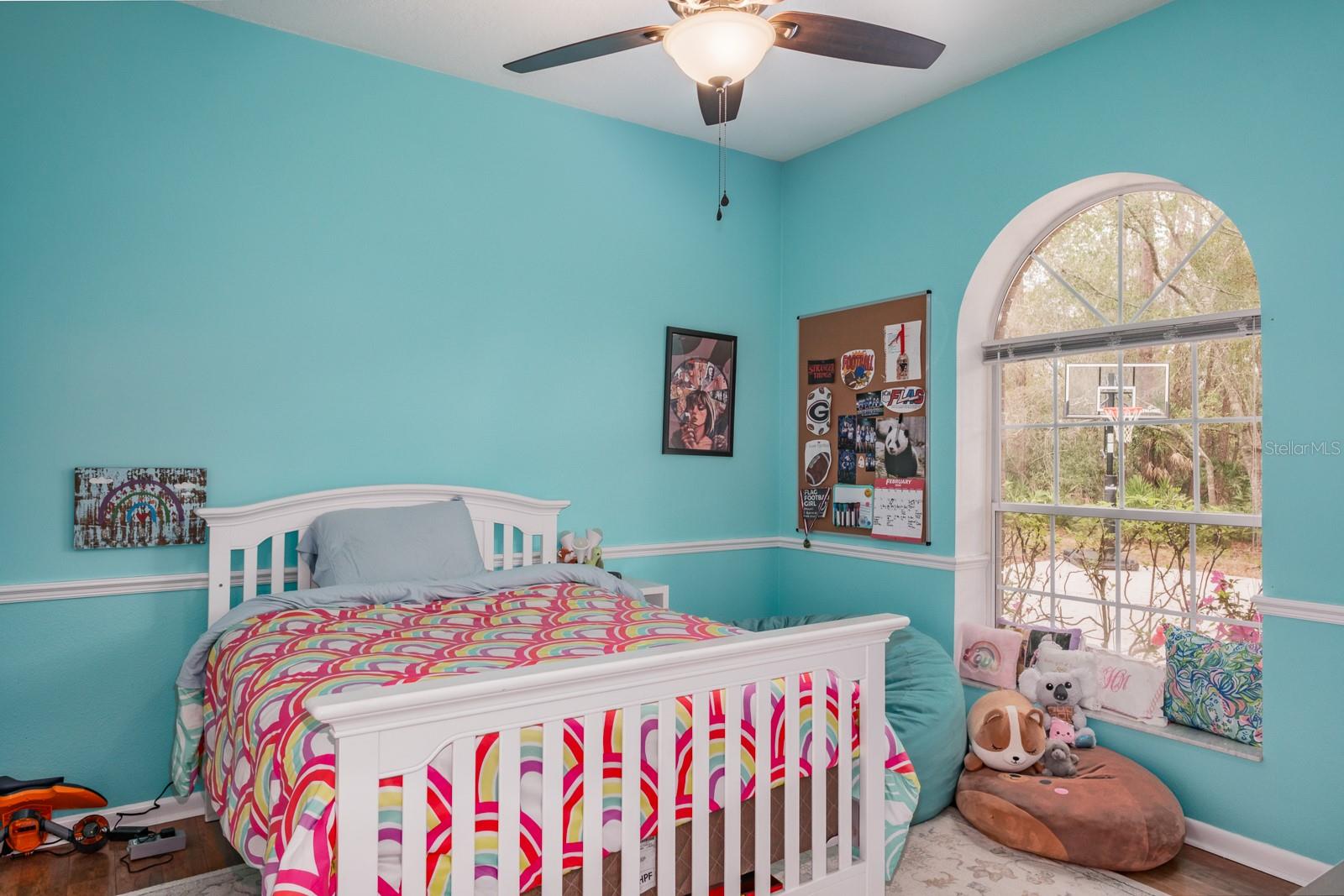 Image 57 of 90 For 110 Woodglen Court