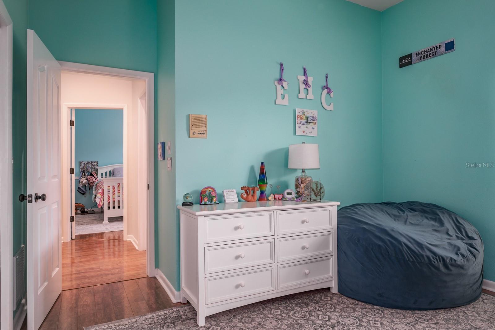 Image 61 of 90 For 110 Woodglen Court