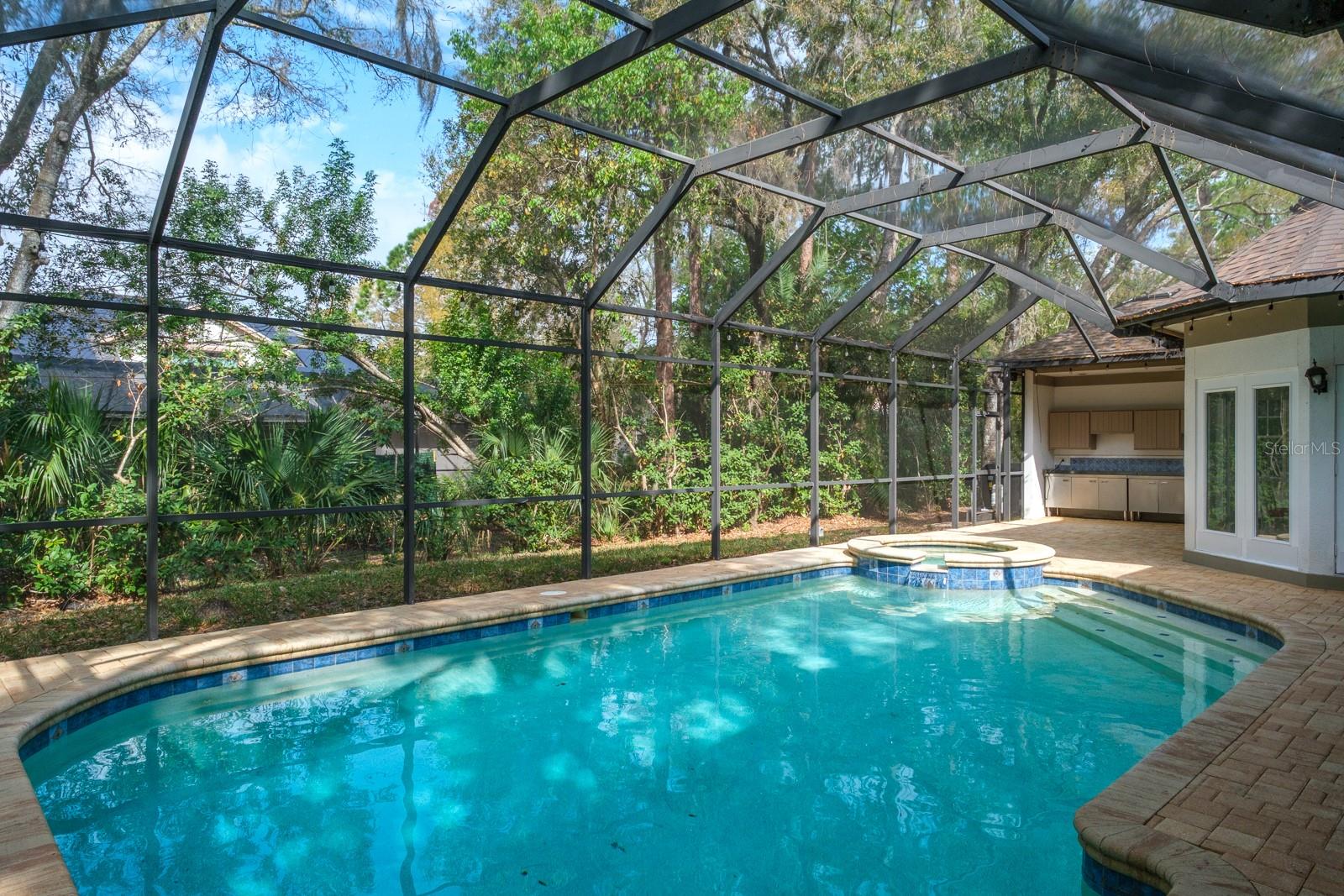 Image 67 of 90 For 110 Woodglen Court