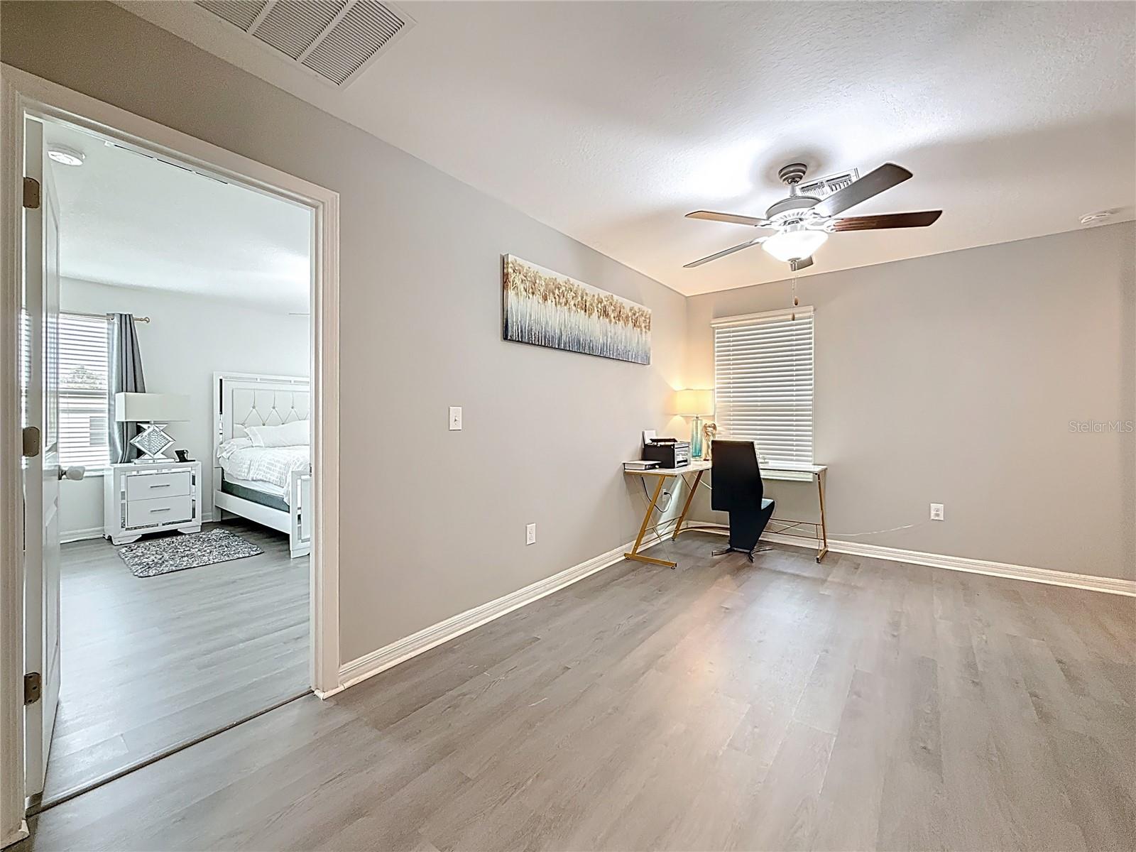 Image 27 of 53 For 12728 Lemon Pepper Drive