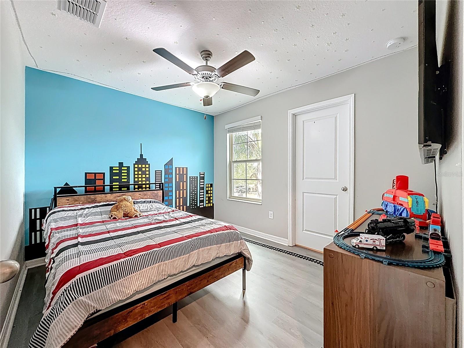 Image 39 of 53 For 12728 Lemon Pepper Drive