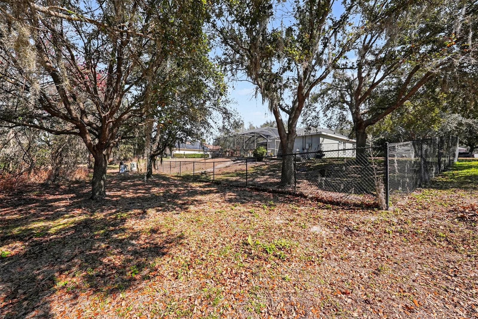 Image 26 of 34 For 12251 Creek Edge Drive