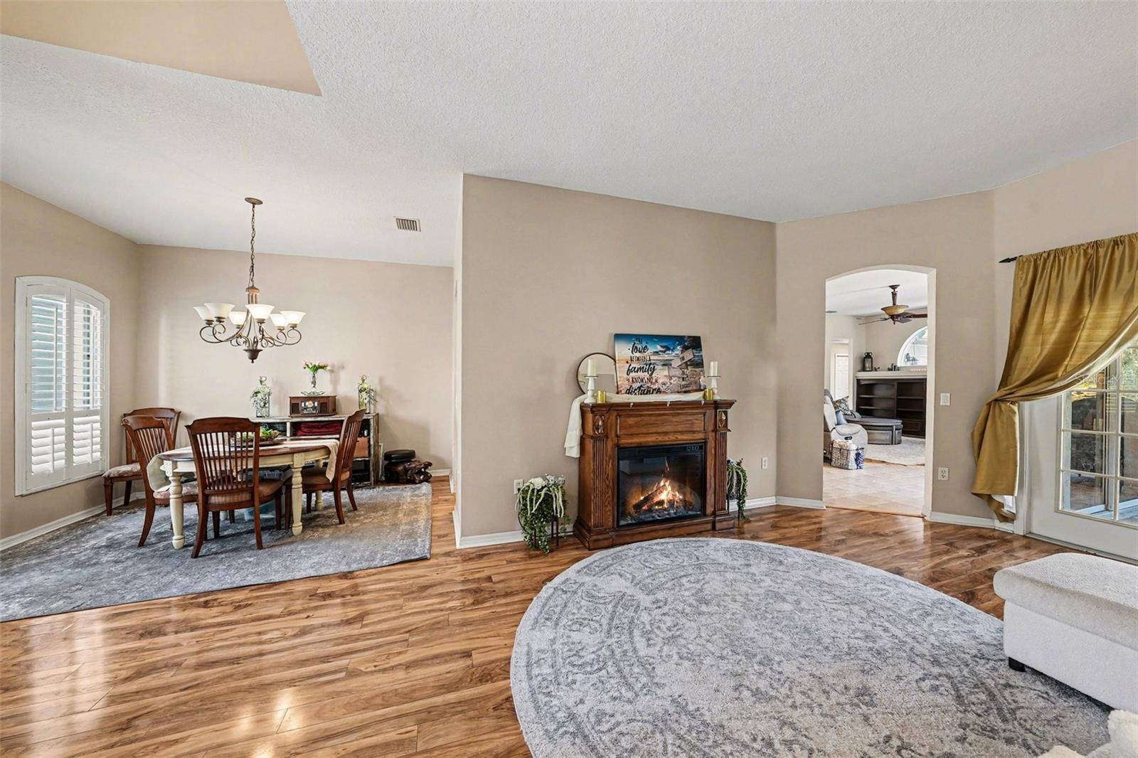 Image 8 of 34 For 12251 Creek Edge Drive