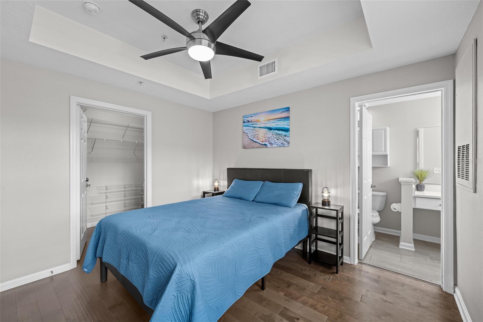 Image 12 of 35 For 800 Dakota Avenue 221