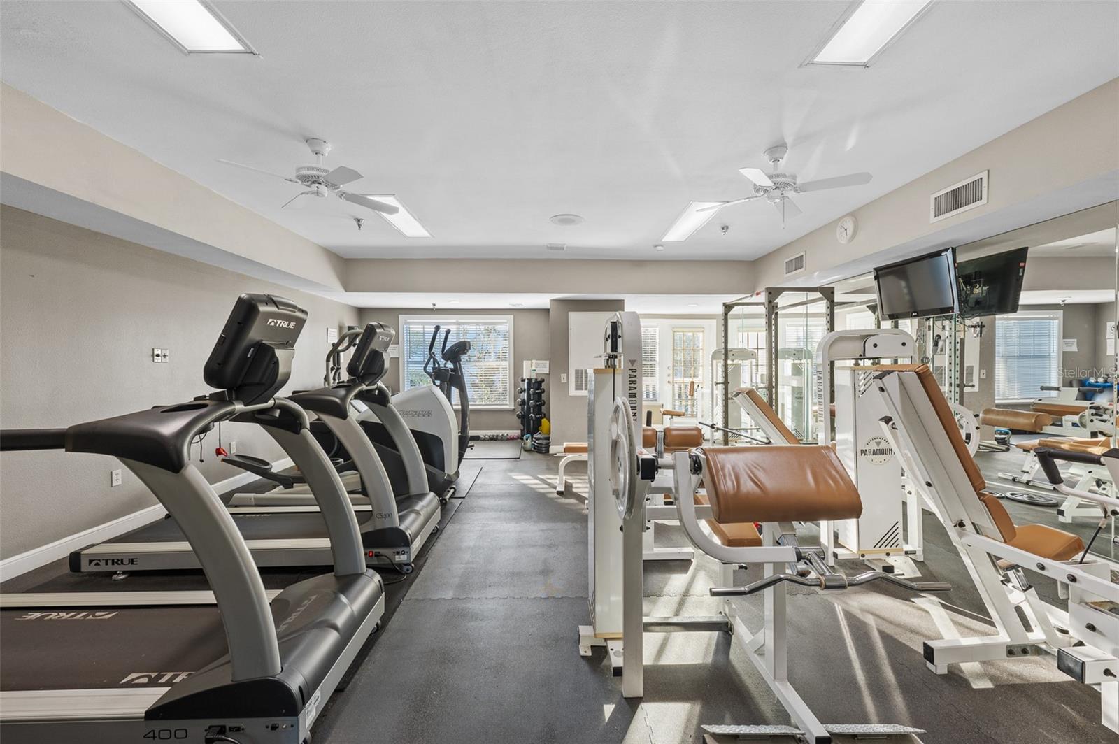 Image 23 of 35 For 800 Dakota Avenue 221