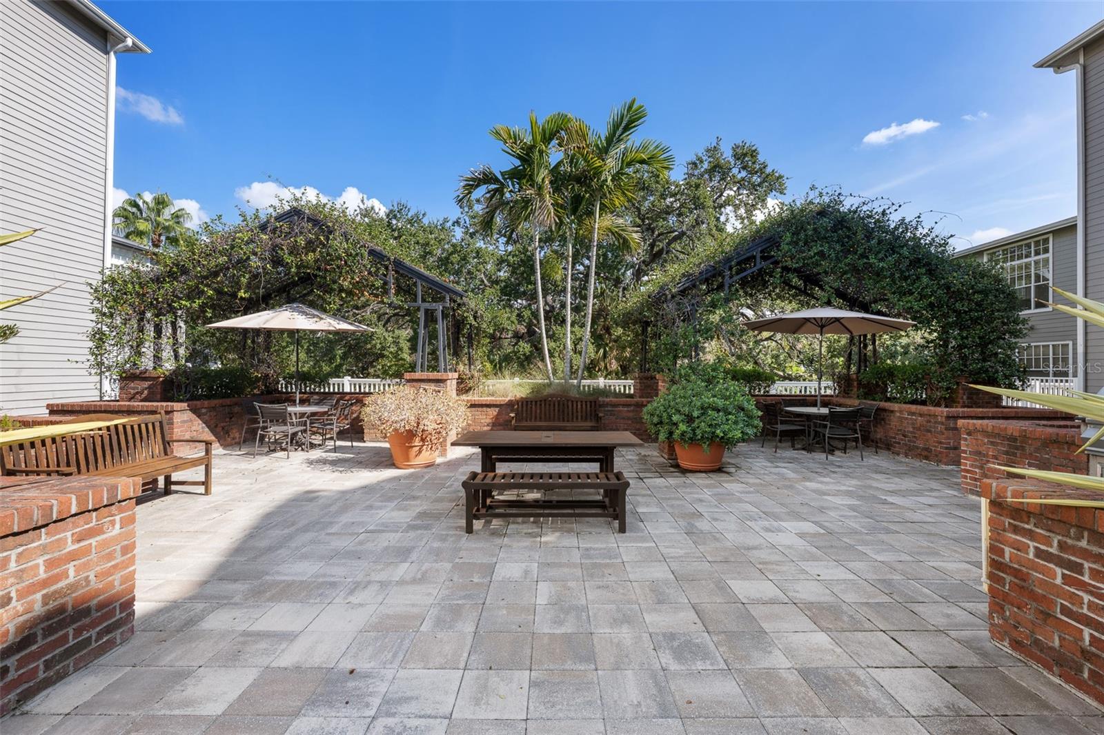 Image 26 of 35 For 800 Dakota Avenue 221