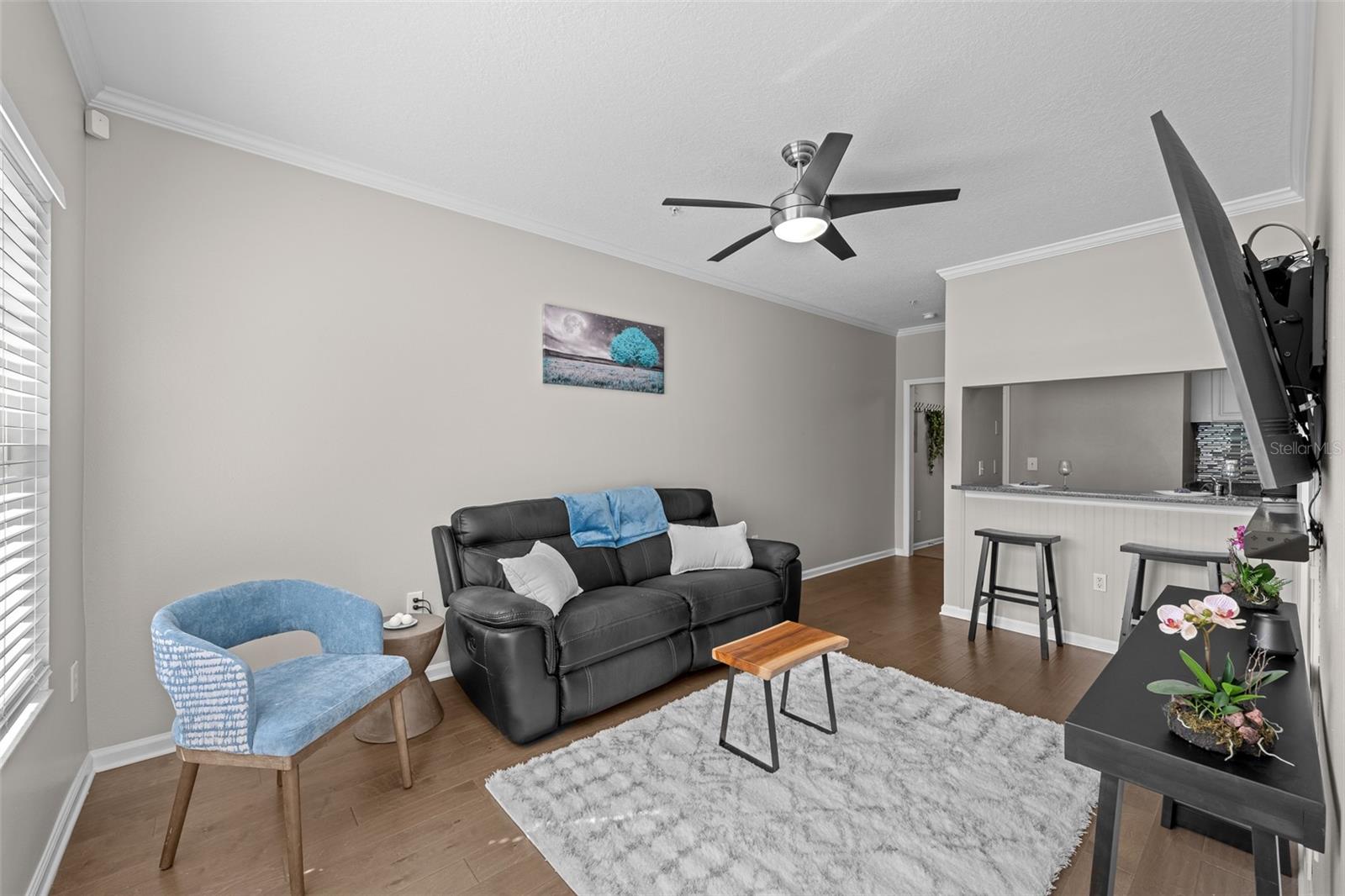 Image 7 of 35 For 800 Dakota Avenue 221