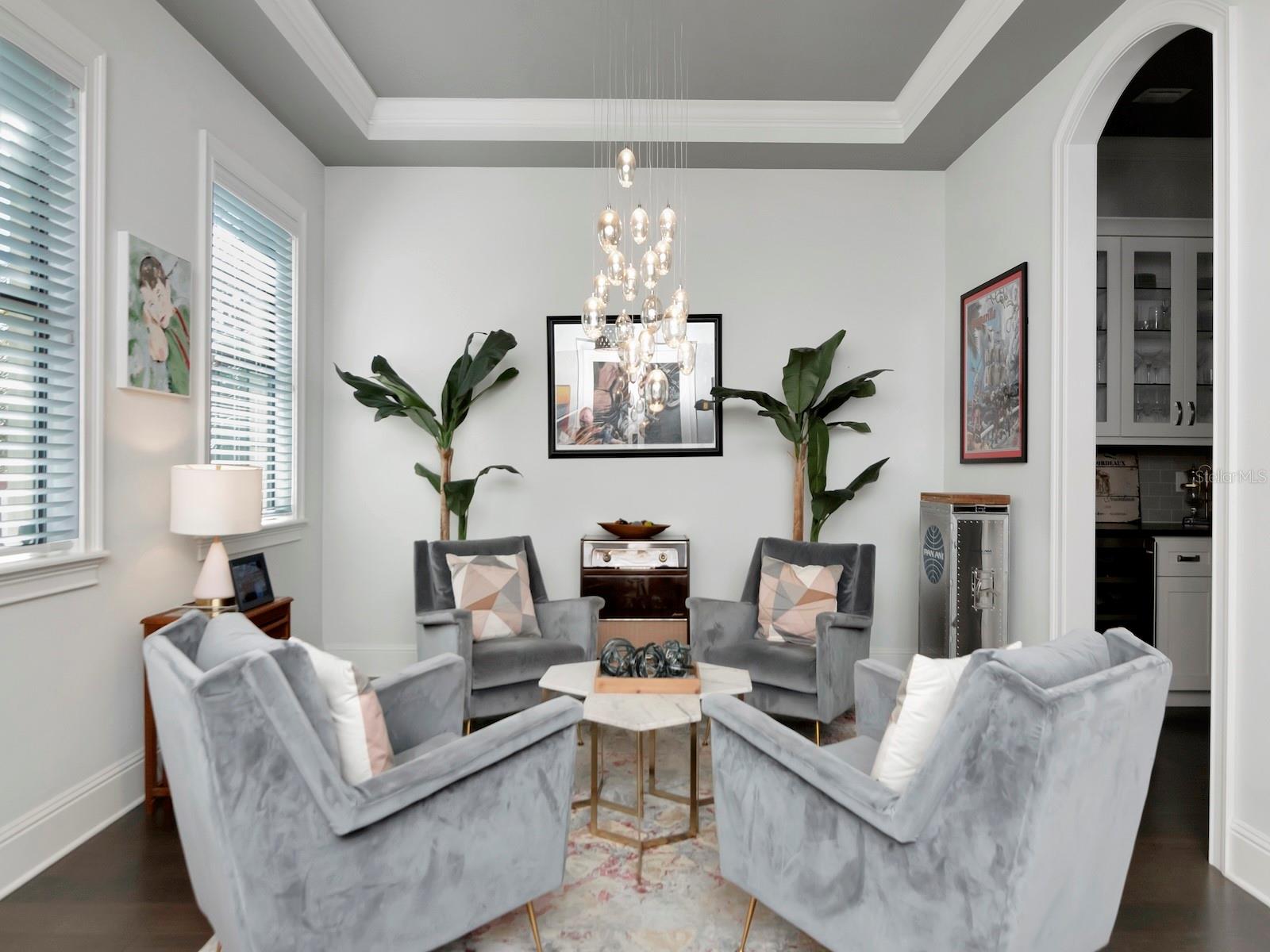 Listing photo id 16 for 150 Chippewa Avenue