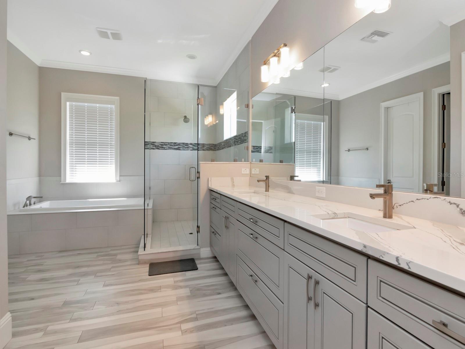 Listing photo id 31 for 150 Chippewa Avenue