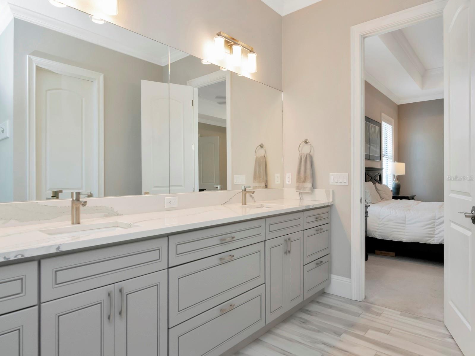 Listing photo id 32 for 150 Chippewa Avenue