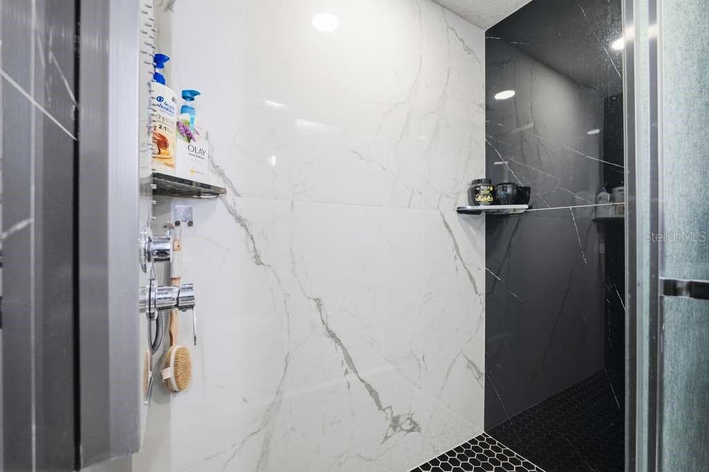 Image 25 of 39 For Address Not Provided