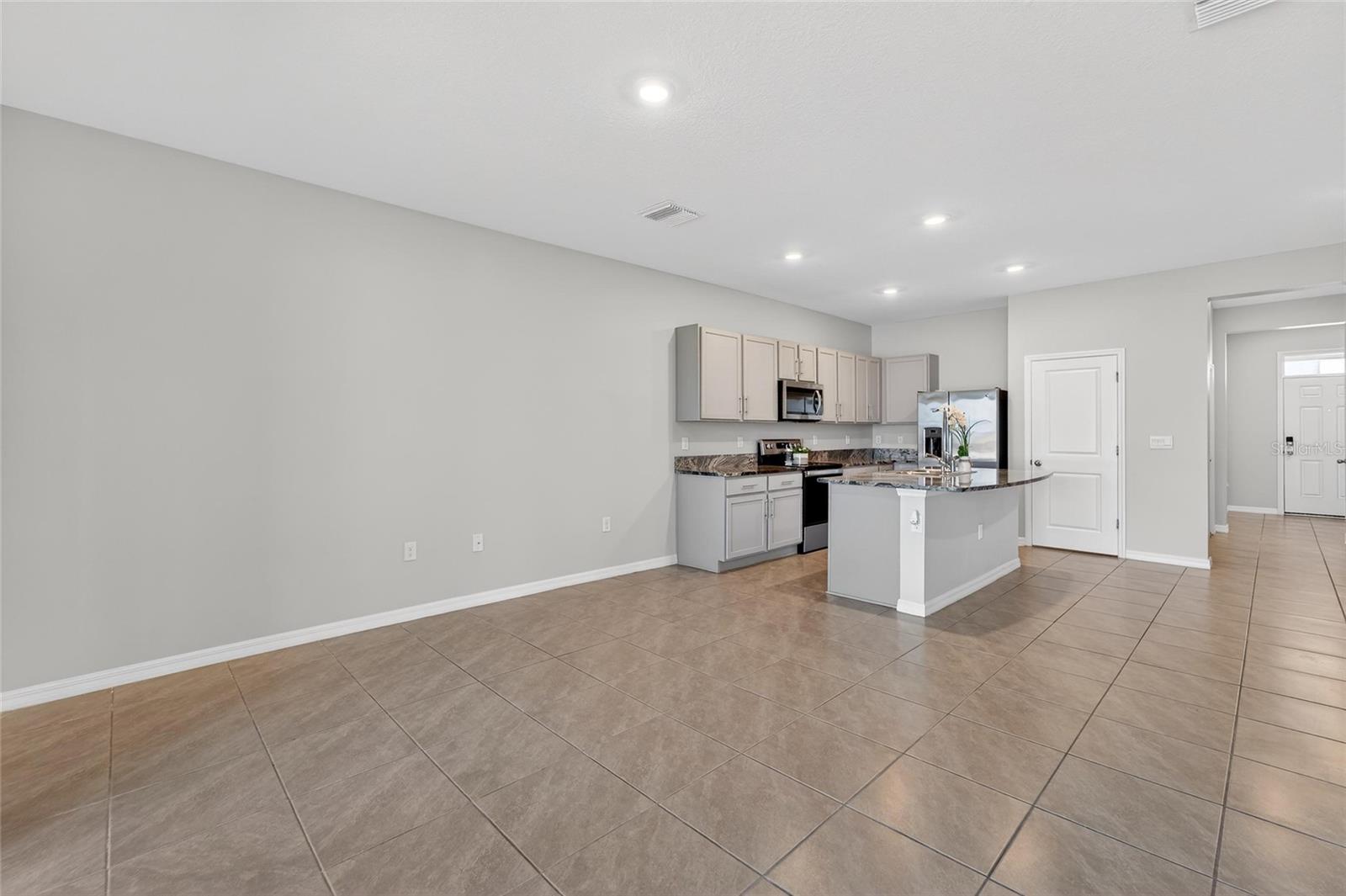 Image 23 of 73 For 188 Mangrove Shade Circle