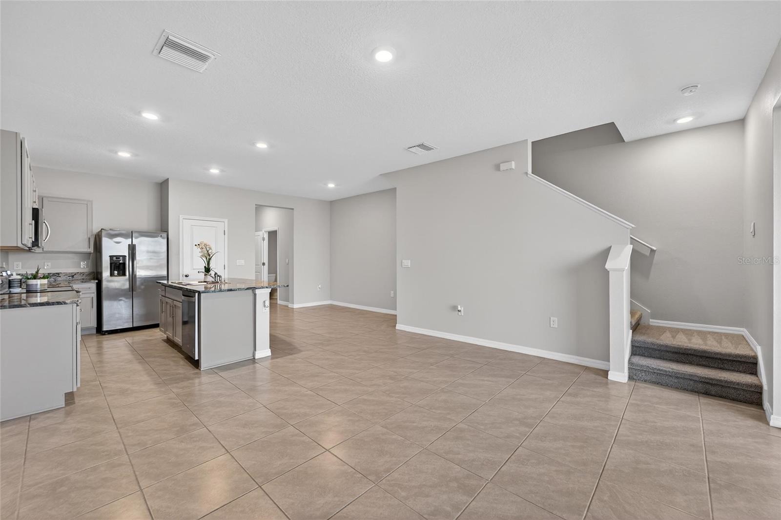 Image 24 of 73 For 188 Mangrove Shade Circle