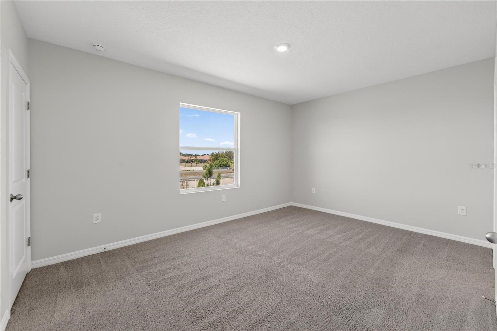 Image 26 of 73 For 188 Mangrove Shade Circle