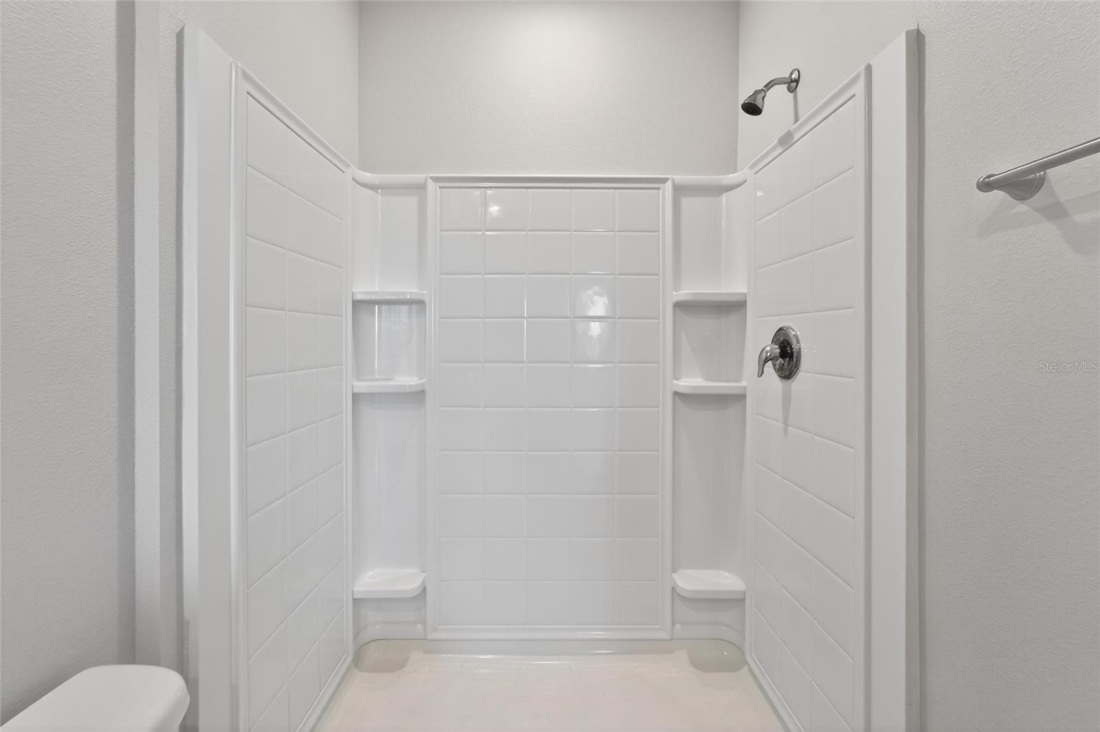 Image 33 of 73 For 188 Mangrove Shade Circle