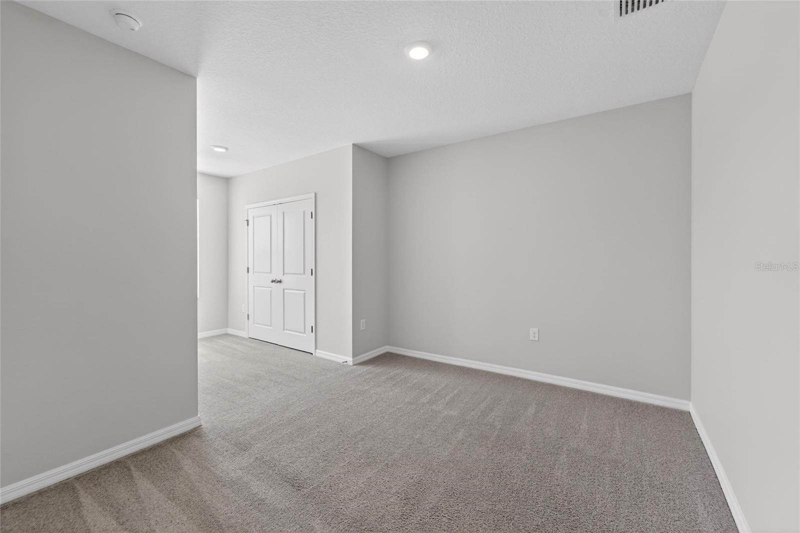 Image 39 of 73 For 188 Mangrove Shade Circle