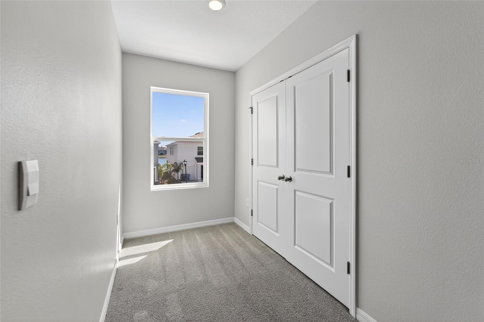 Image 42 of 73 For 188 Mangrove Shade Circle