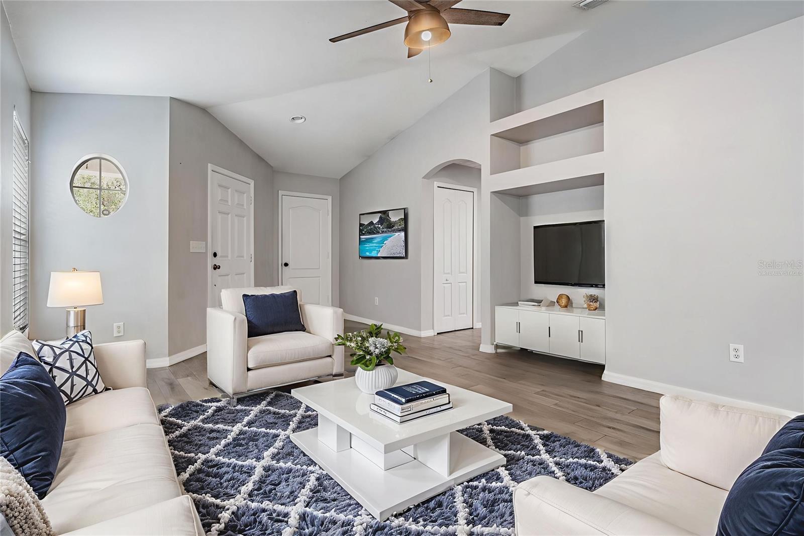 Image 3 of 38 For 10047 Landport Way