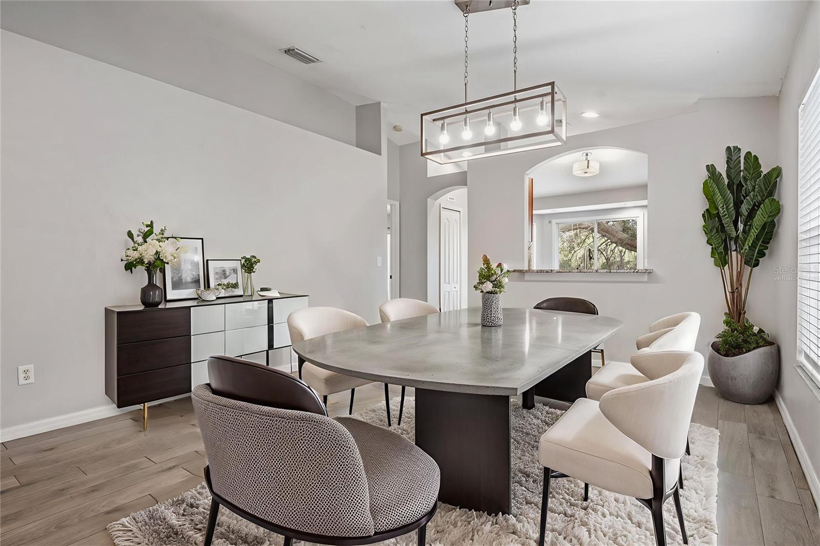 Image 9 of 38 For 10047 Landport Way