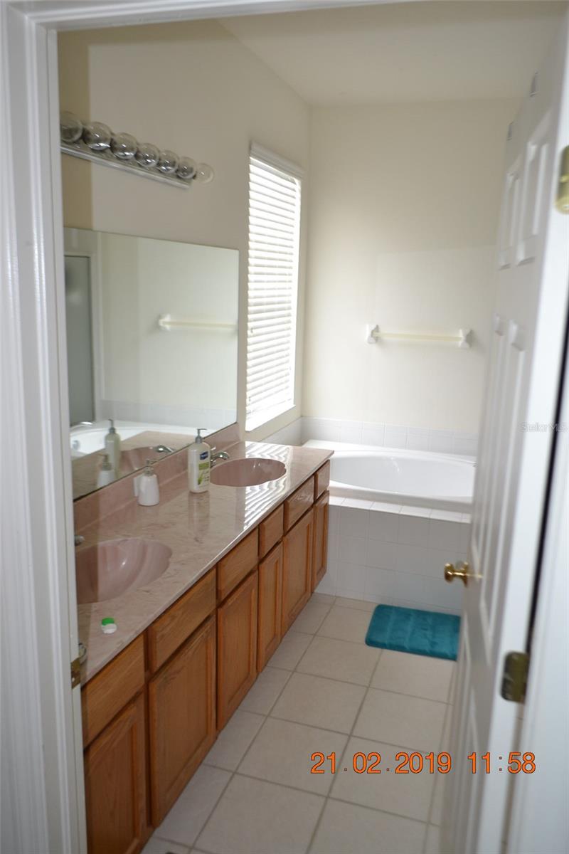 Image 7 of 7 For 10514 Beneva Drive