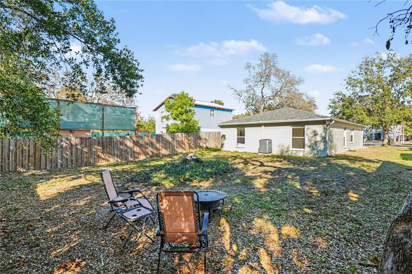 Image 24 of 26 For 4440 Pintor Place