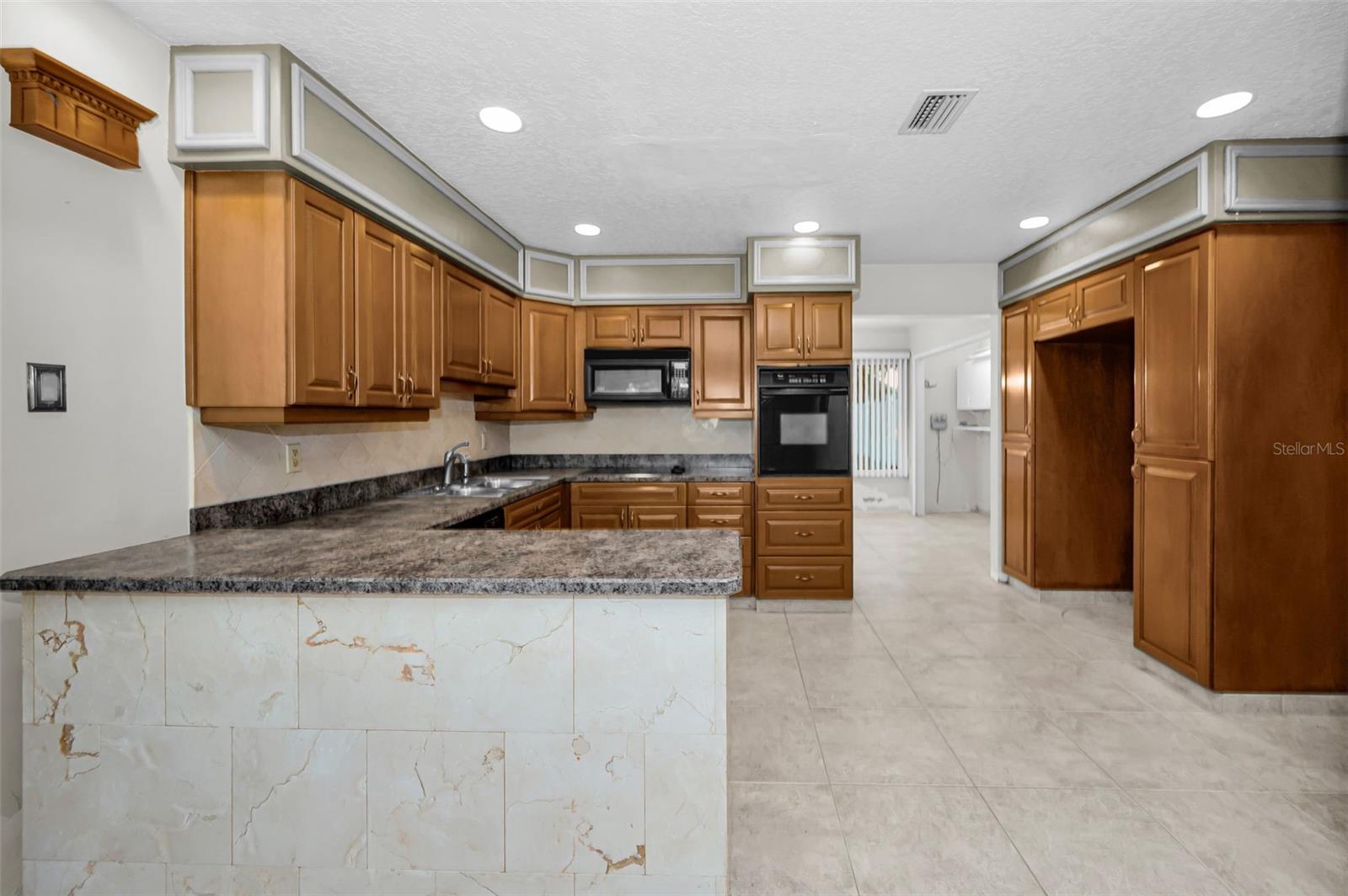 Image 25 of 56 For 306 12th Avenue