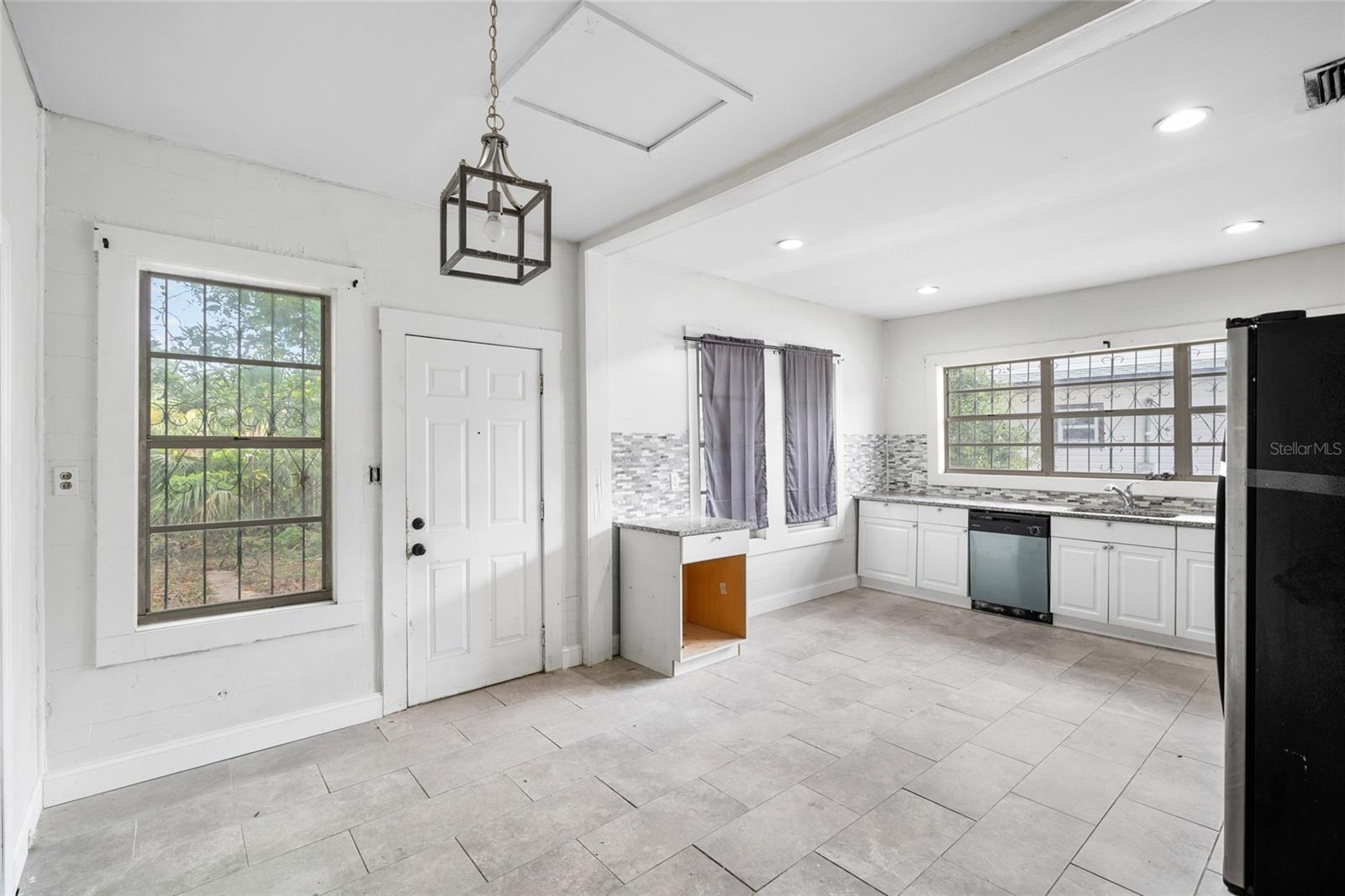 Image 5 of 27 For 3105 16th Street