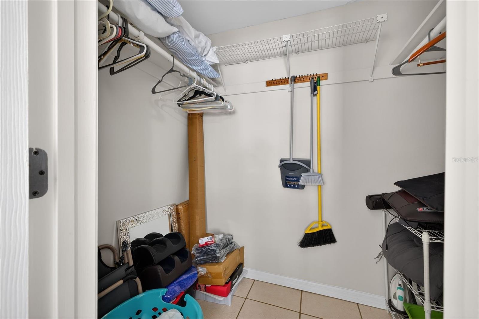 Image 11 of 17 For 4215 Bay Drive 1702f