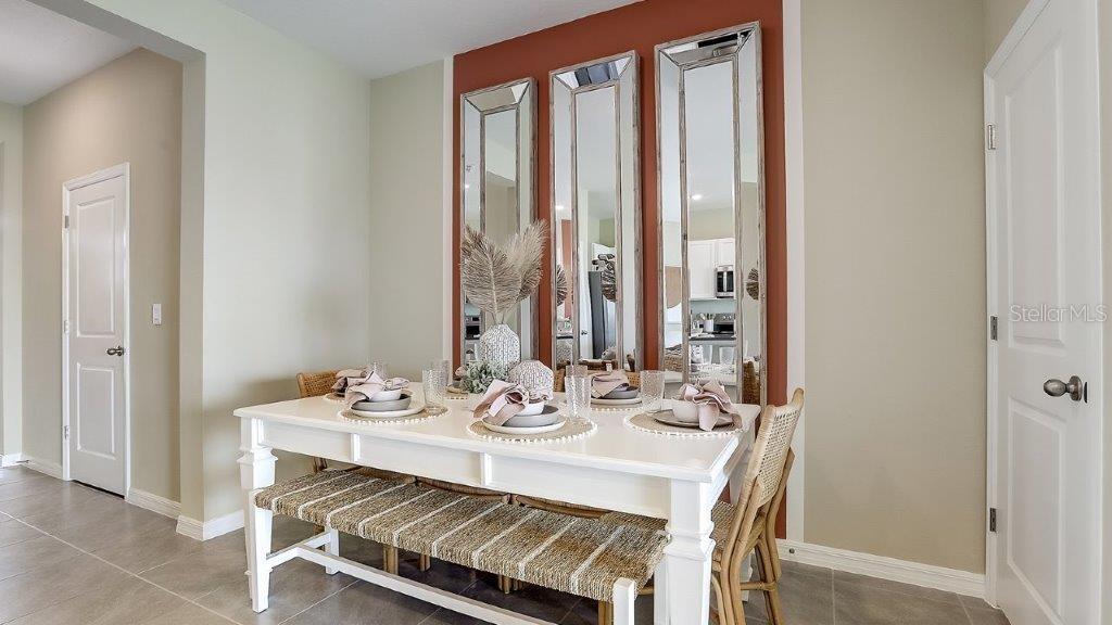 Listing photo id 6 for 32519 Midsummer Night Lane