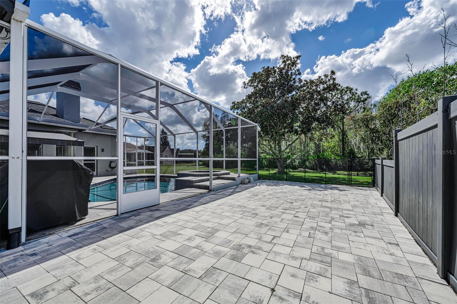 Image 19 of 69 For 1151 Arlinbrook Drive