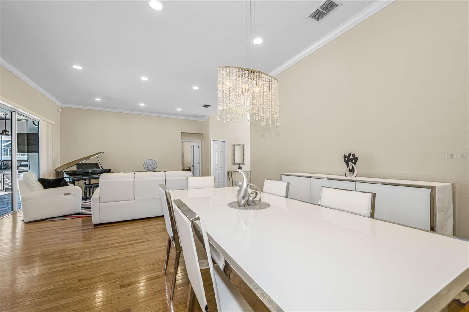 Image 26 of 69 For 1151 Arlinbrook Drive