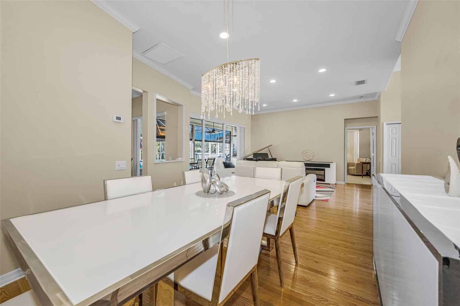 Image 28 of 69 For 1151 Arlinbrook Drive