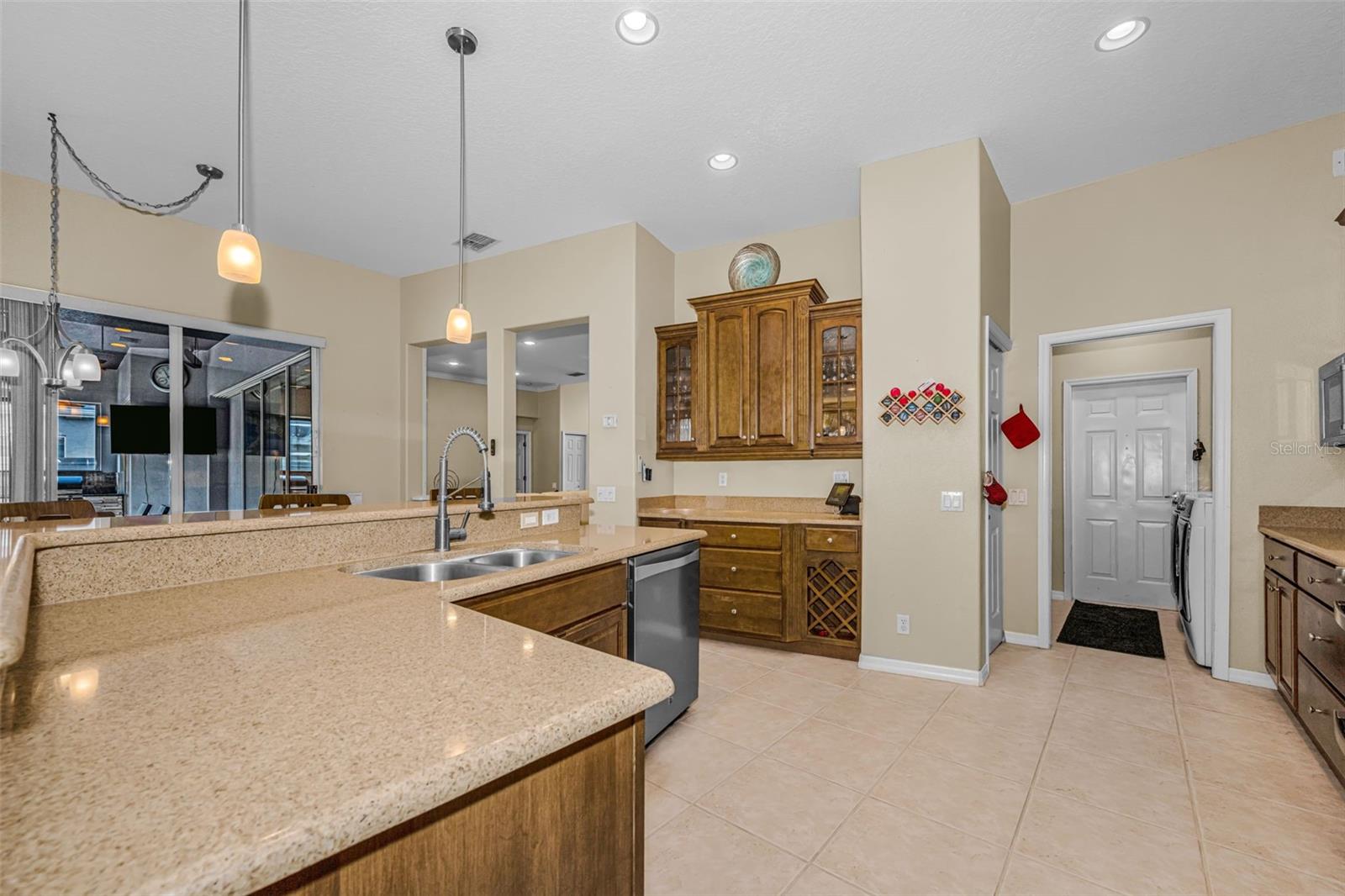 Image 30 of 69 For 1151 Arlinbrook Drive