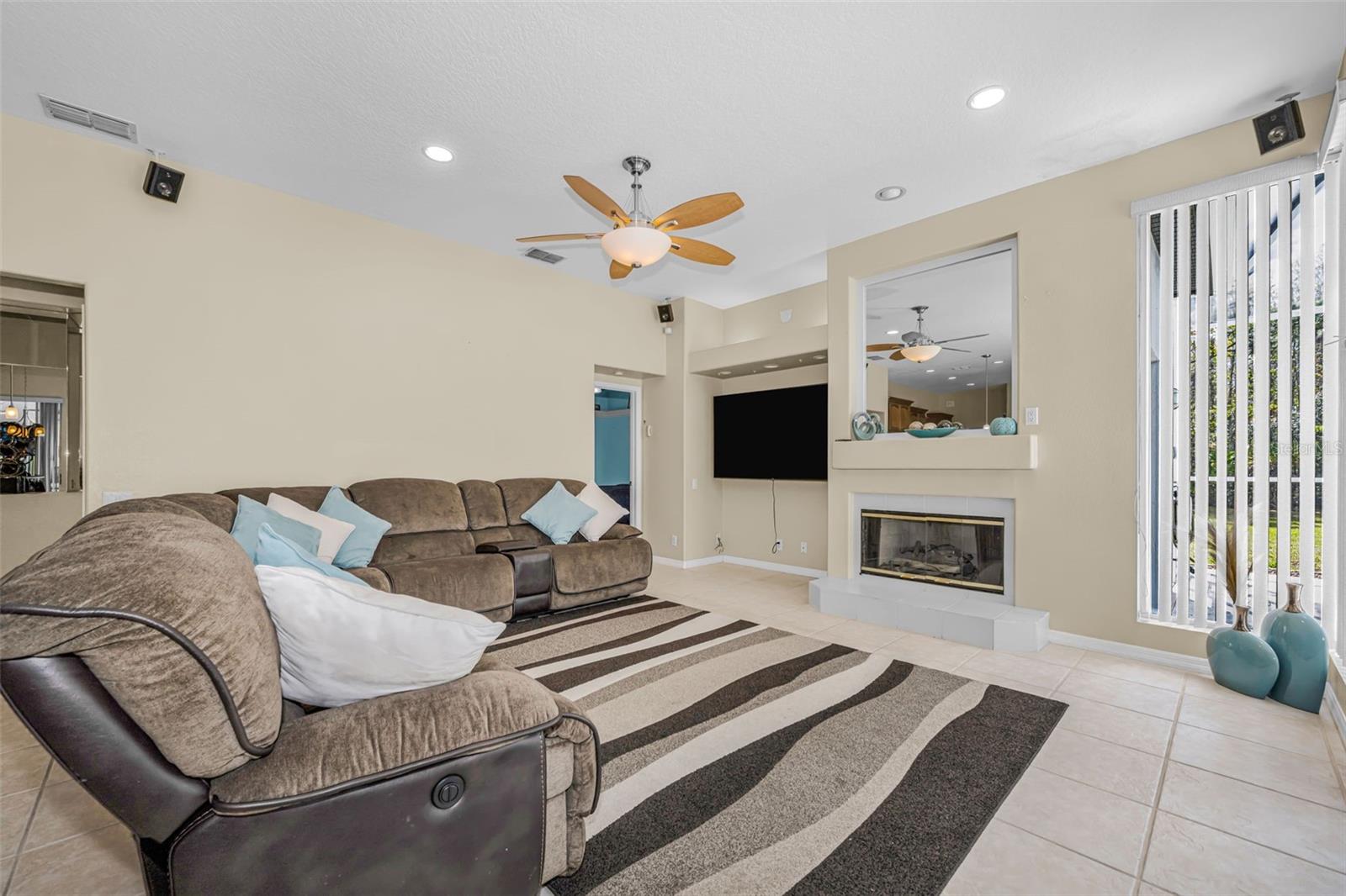 Image 38 of 69 For 1151 Arlinbrook Drive