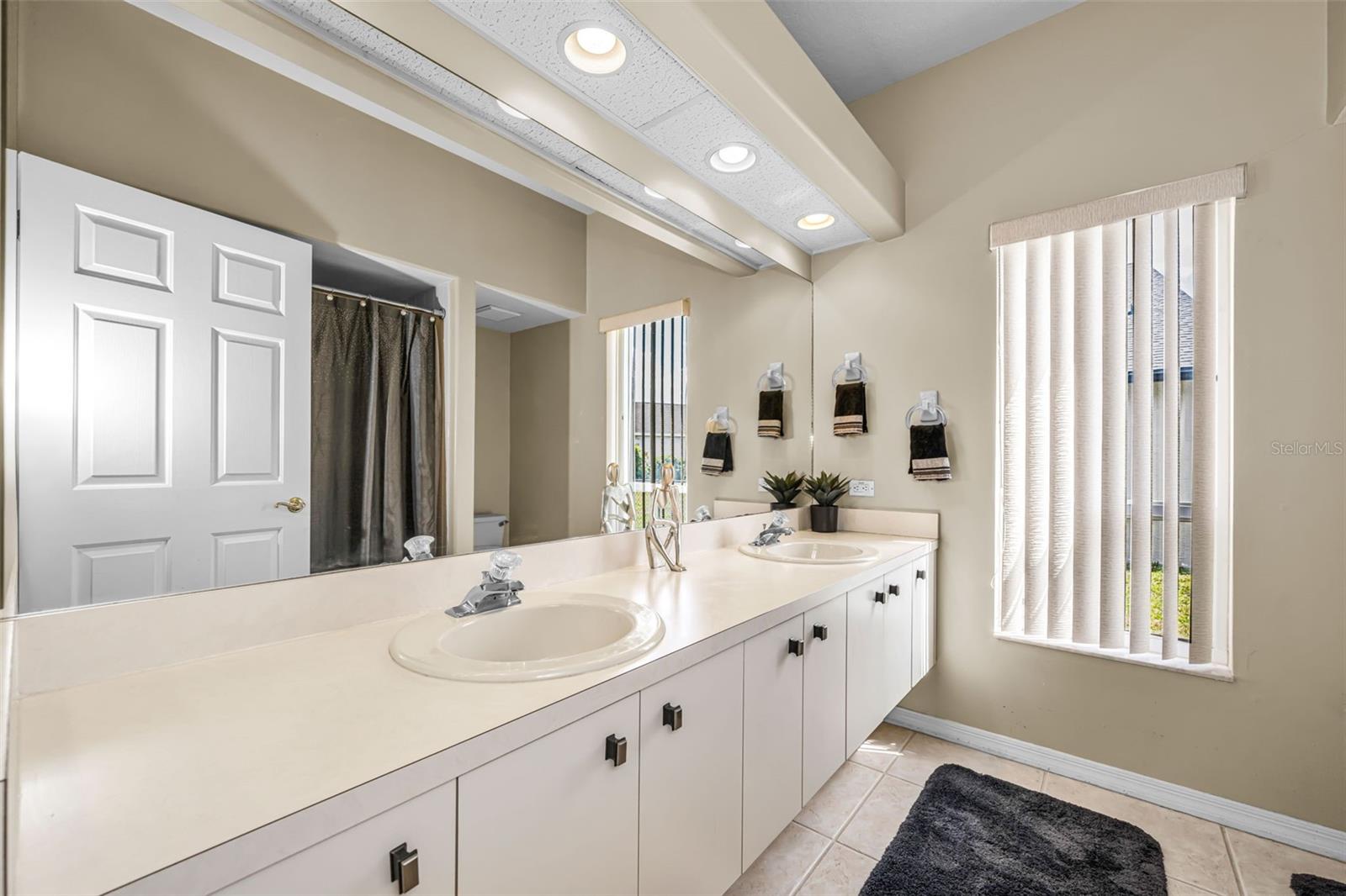 Image 54 of 69 For 1151 Arlinbrook Drive