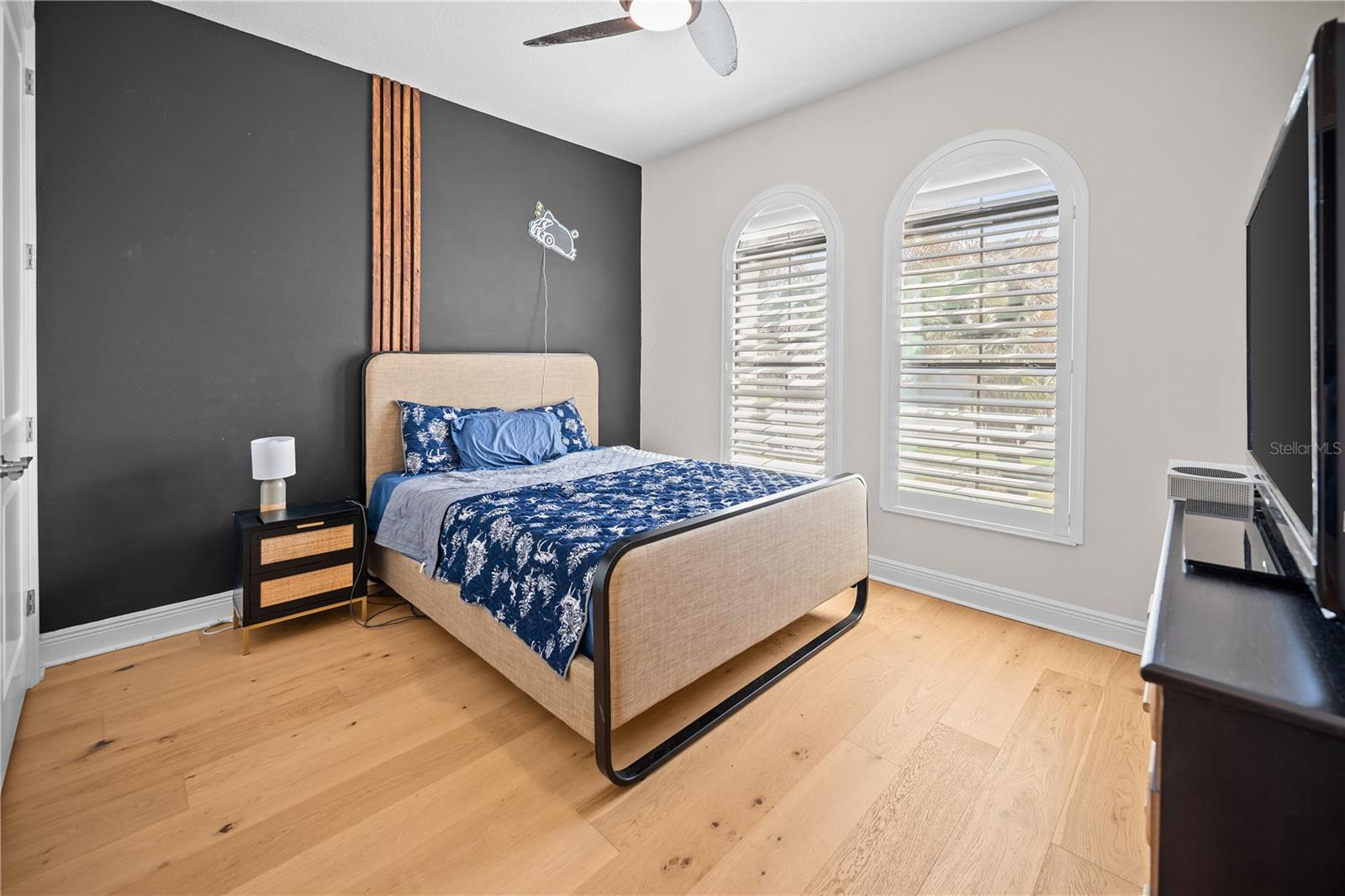 Image 24 of 41 For 12445 Horseshoe Bend Drive