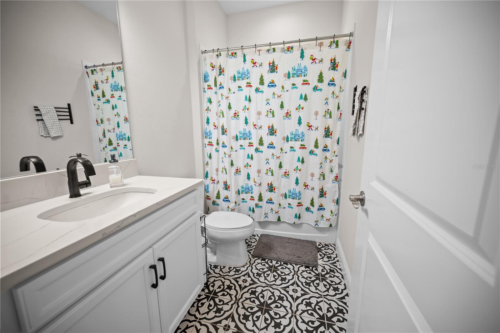 Image 26 of 41 For 12445 Horseshoe Bend Drive