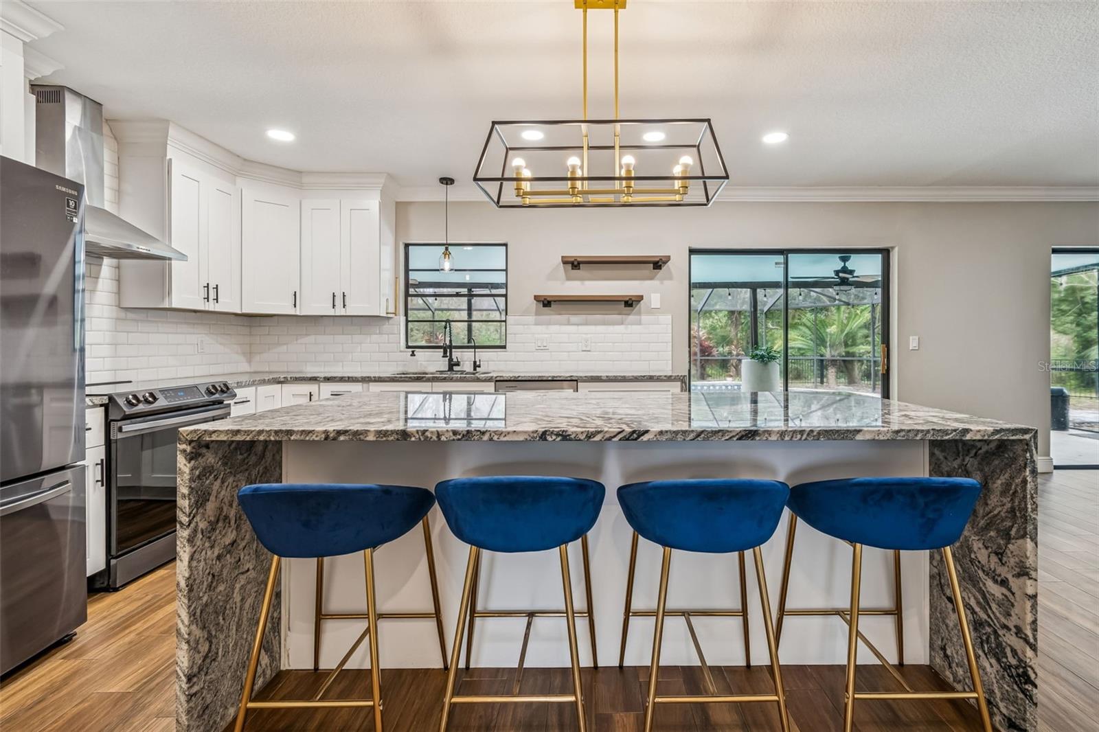 Image 17 of 69 For 4323 Honey Vista Circle