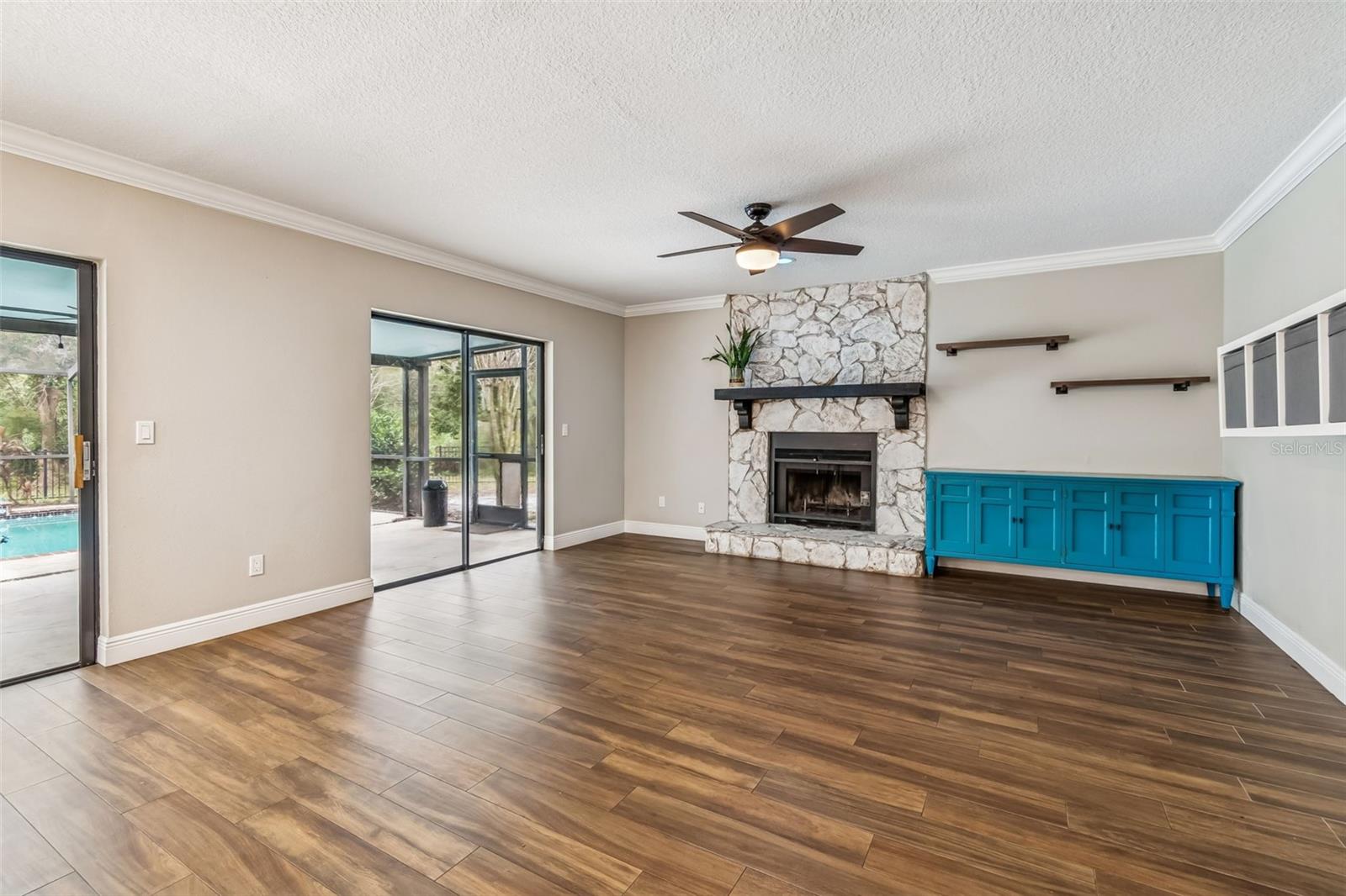 Image 21 of 69 For 4323 Honey Vista Circle