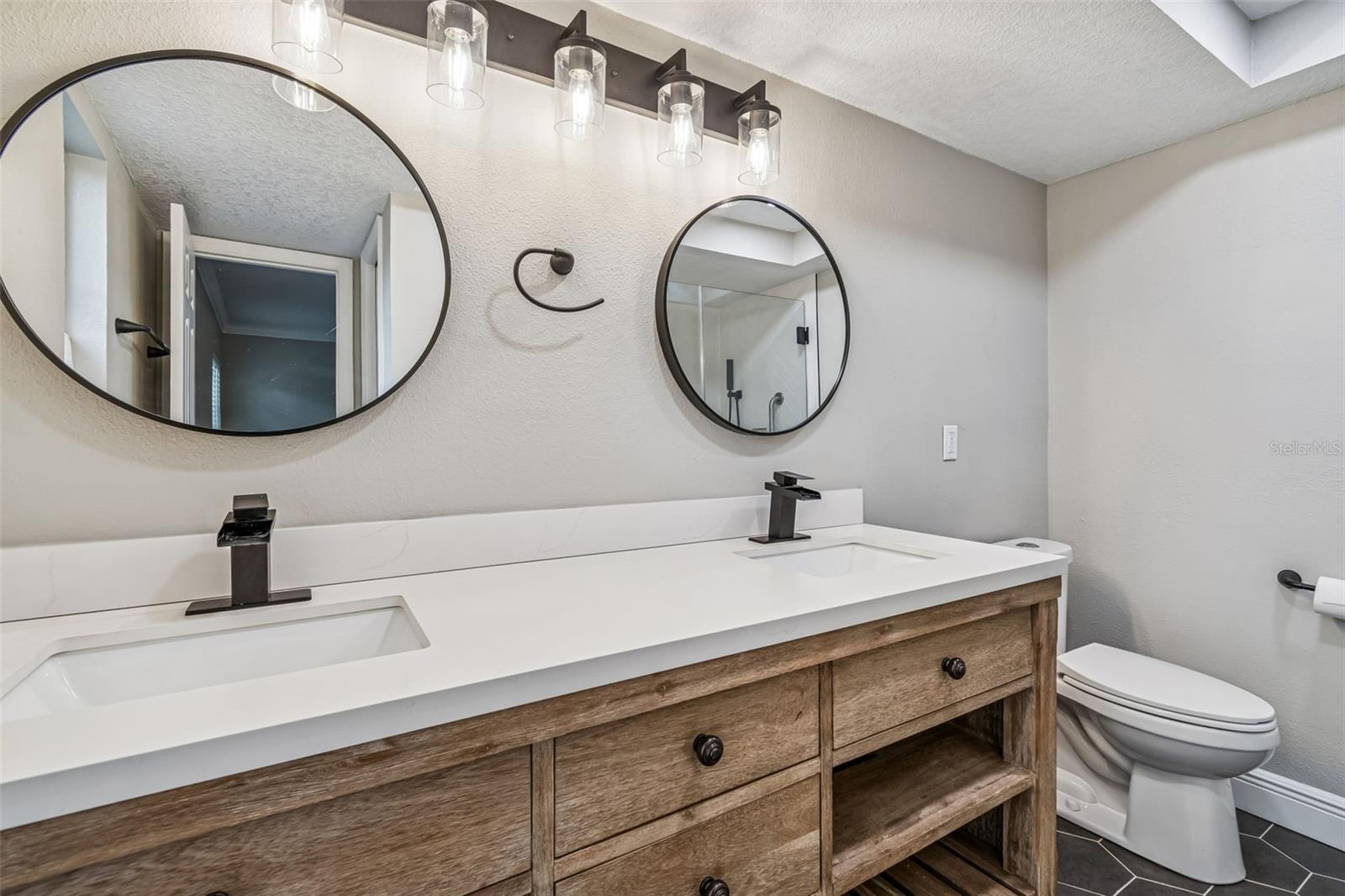 Image 28 of 69 For 4323 Honey Vista Circle