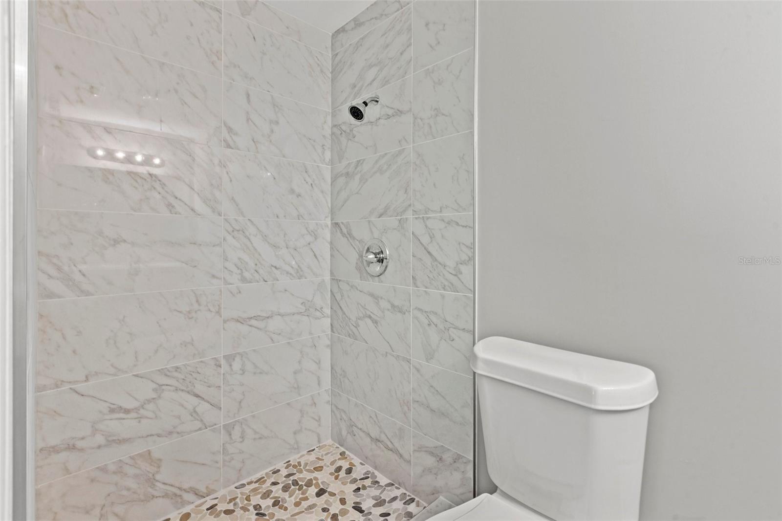 Image 14 of 28 For 6120 Westport Drive