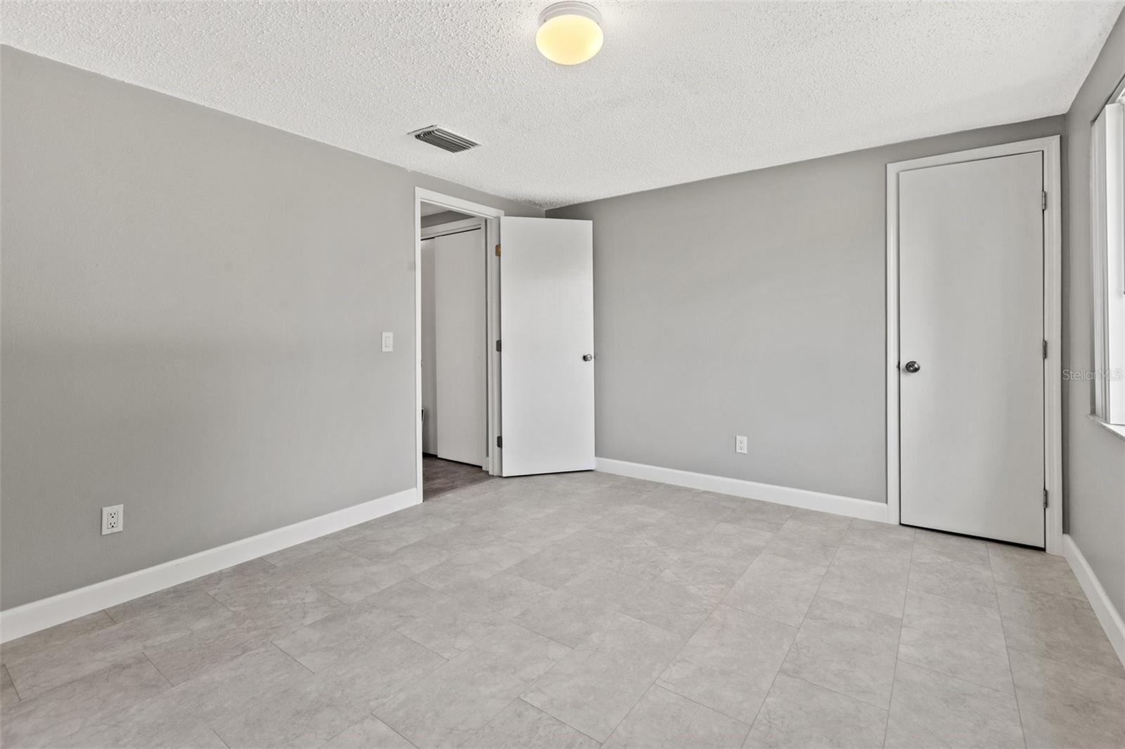 Image 16 of 28 For 6120 Westport Drive