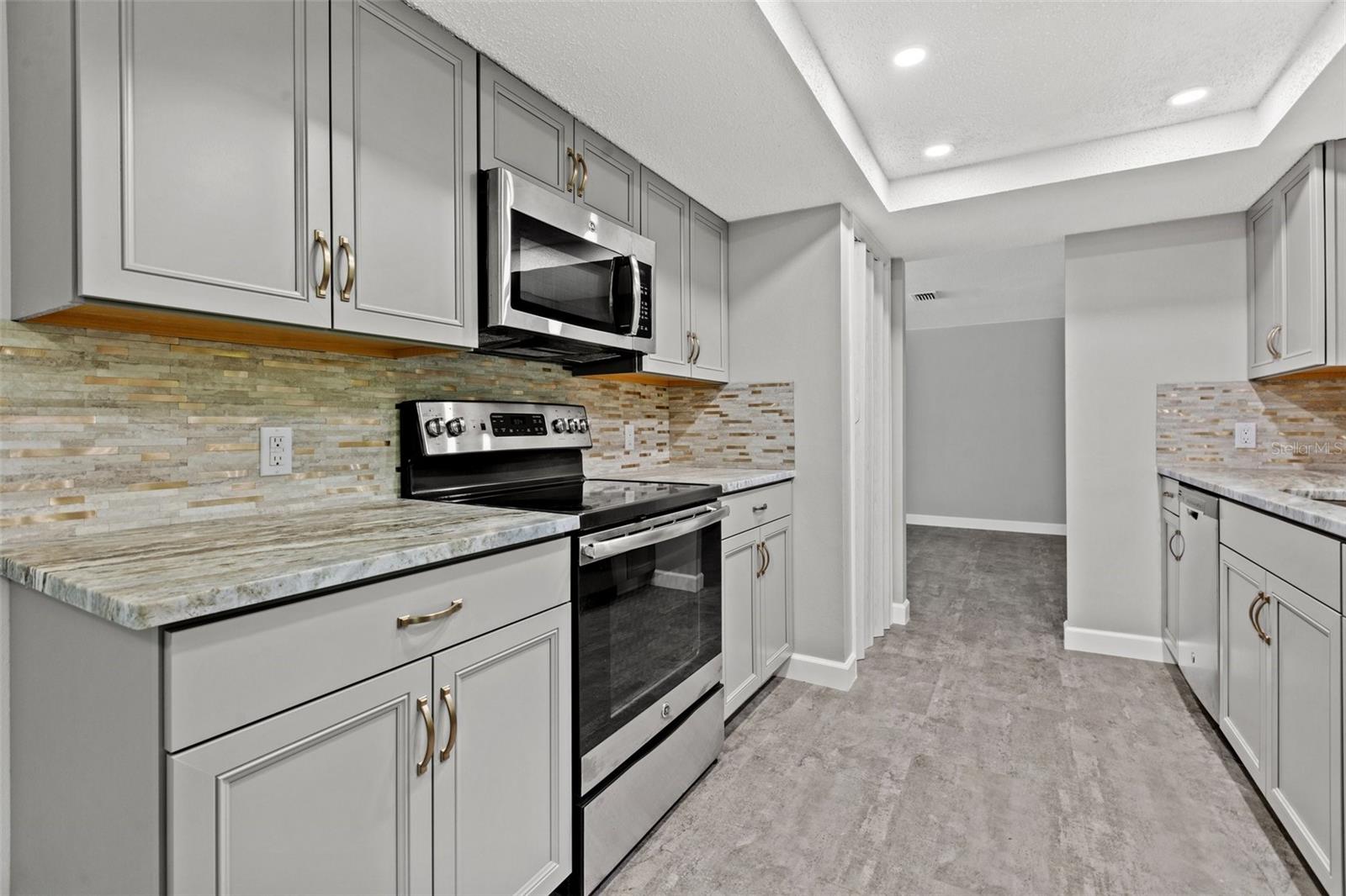 Image 9 of 28 For 6120 Westport Drive