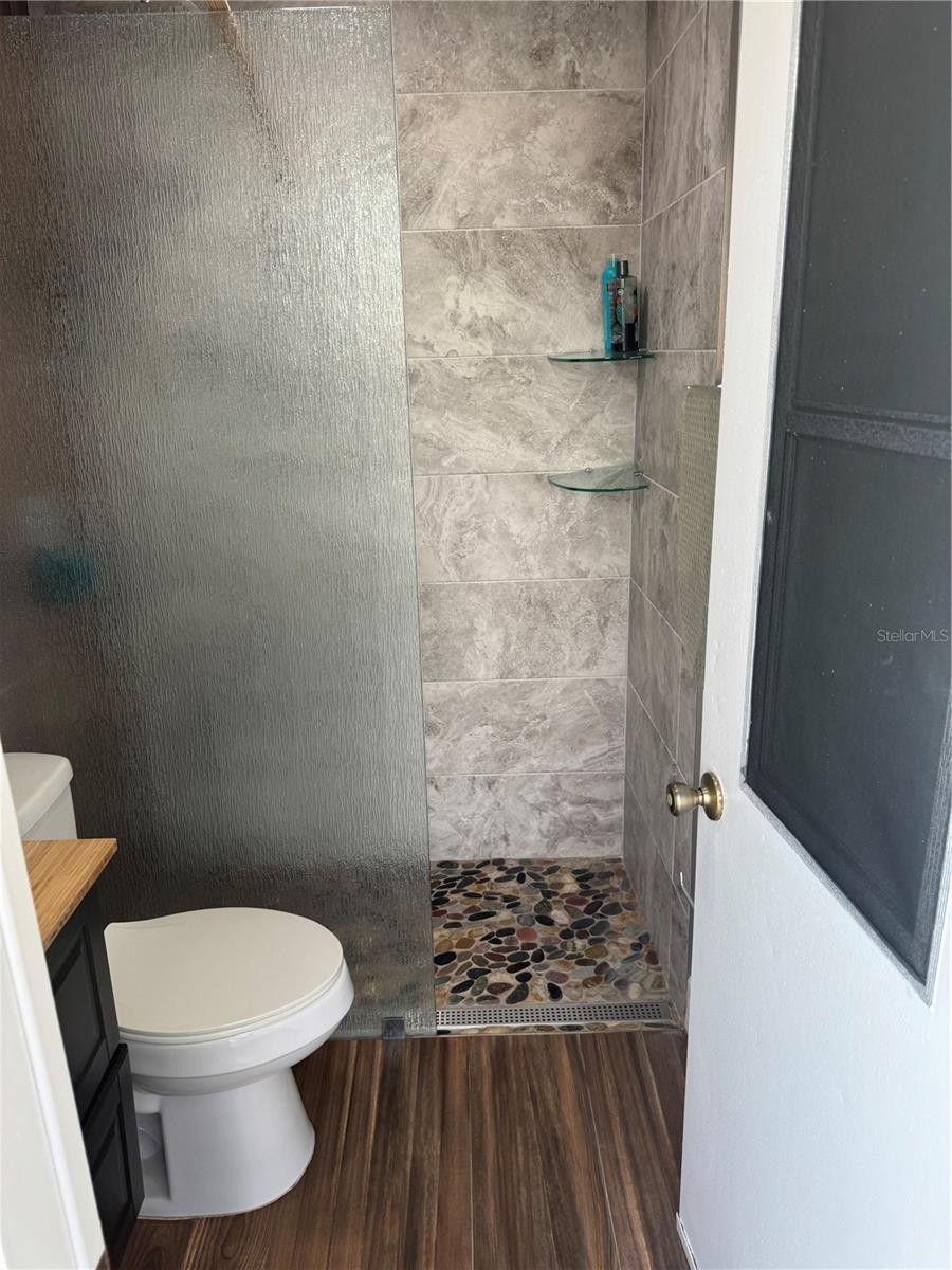 Image 15 of 24 For 16713 Sheffield Park Dr, Street