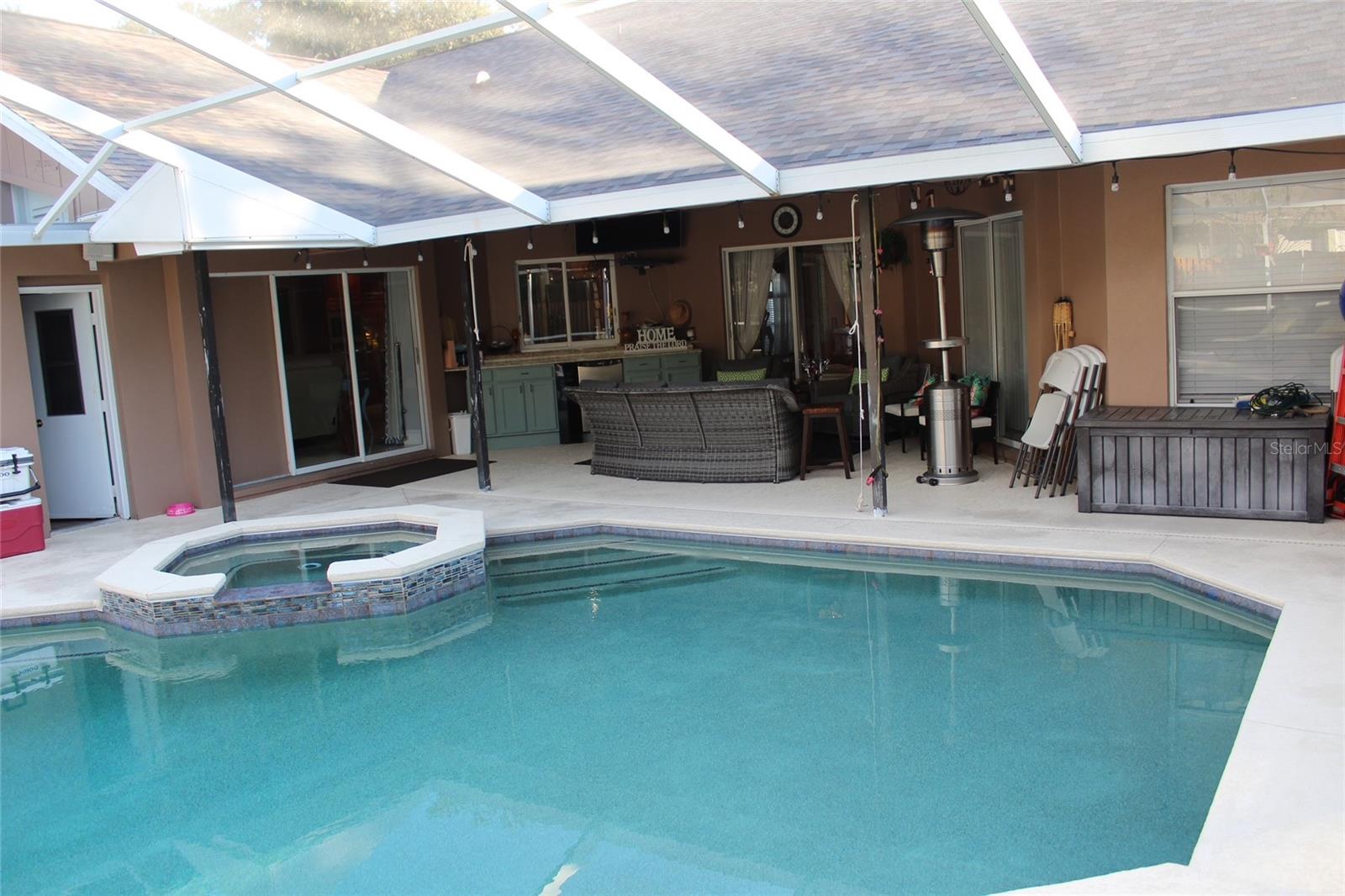 Image 18 of 24 For 16713 Sheffield Park Dr, Street