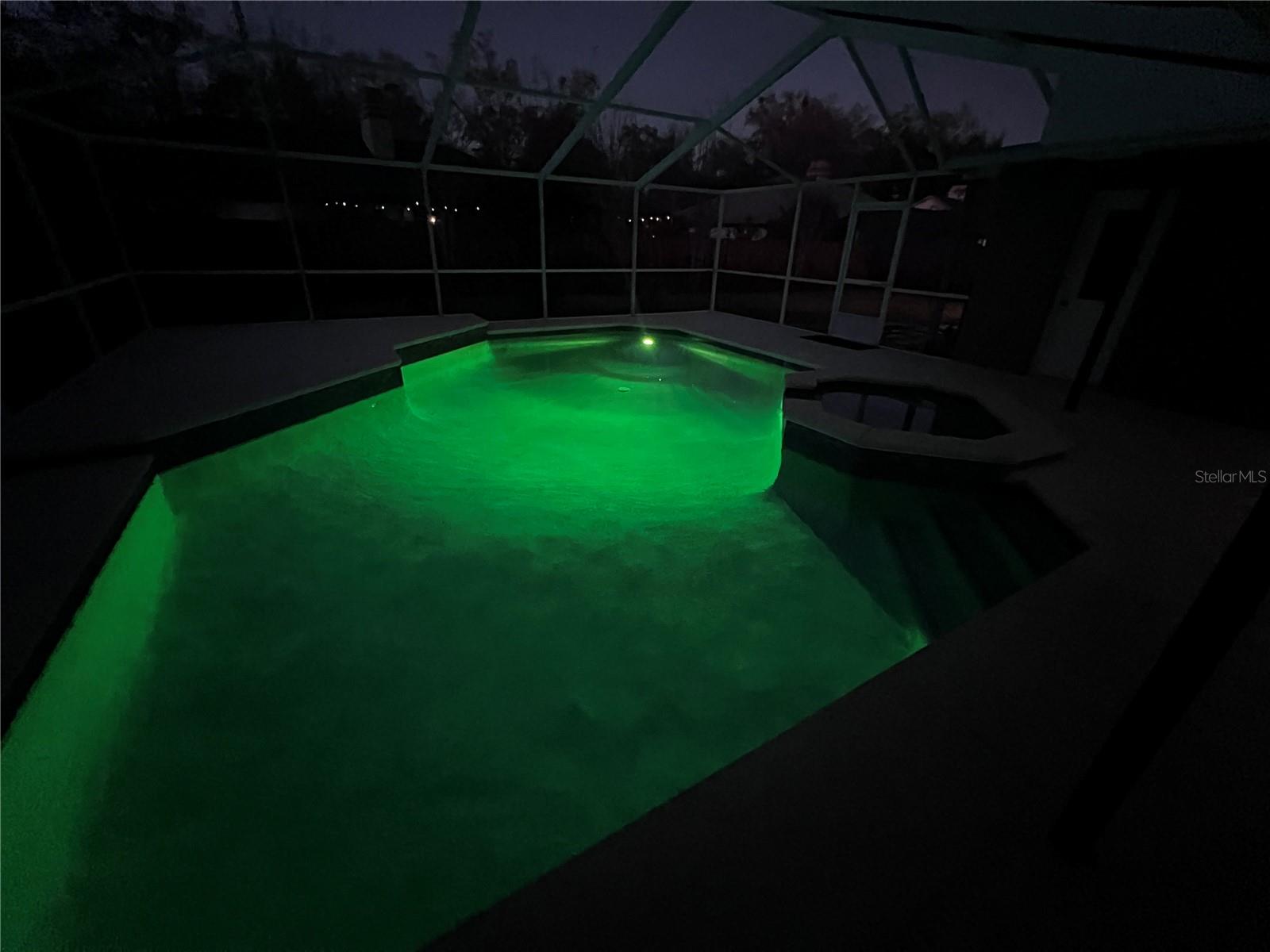 Image 20 of 24 For 16713 Sheffield Park Dr, Street