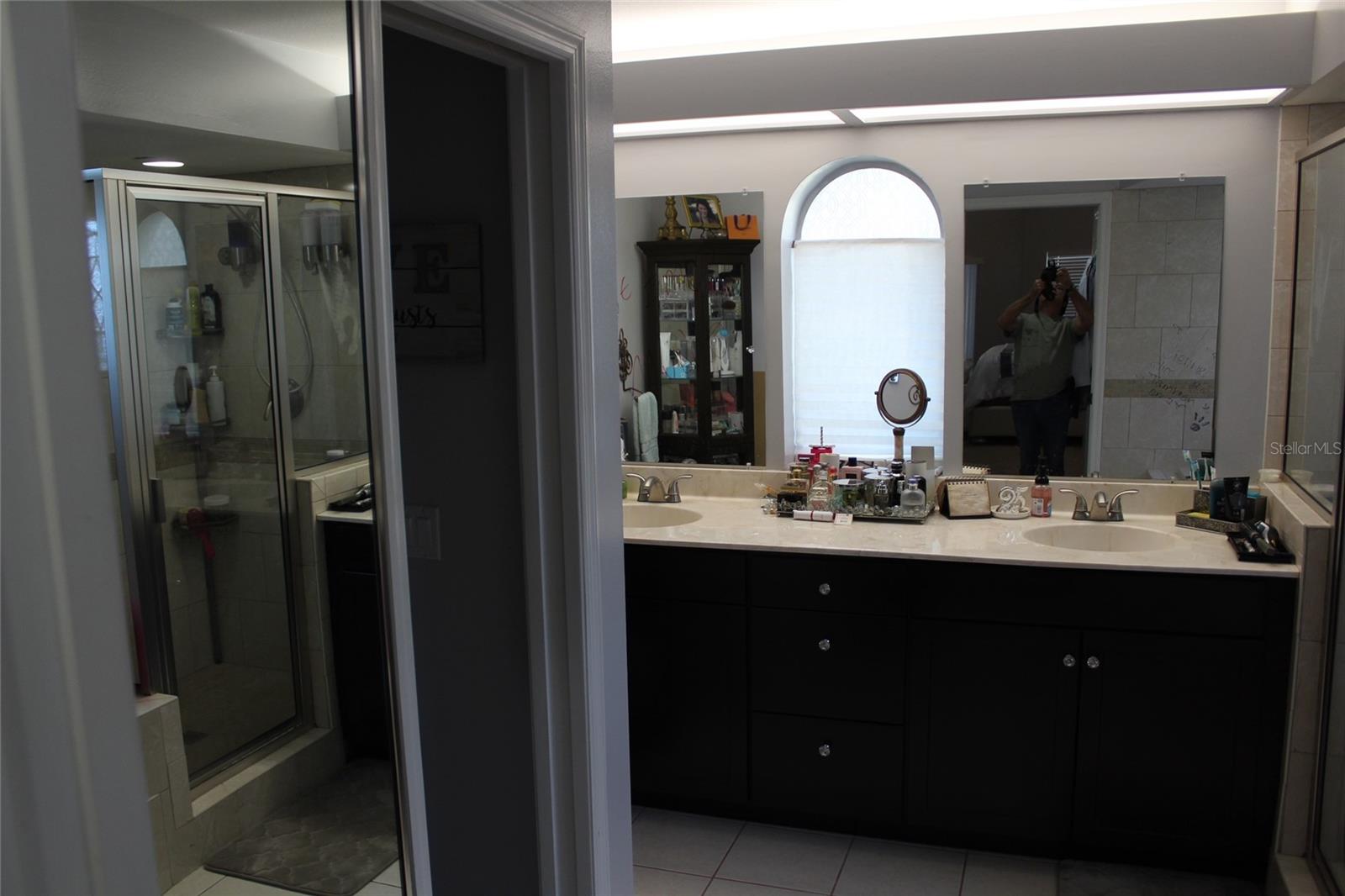 Image 23 of 24 For 16713 Sheffield Park Dr, Street