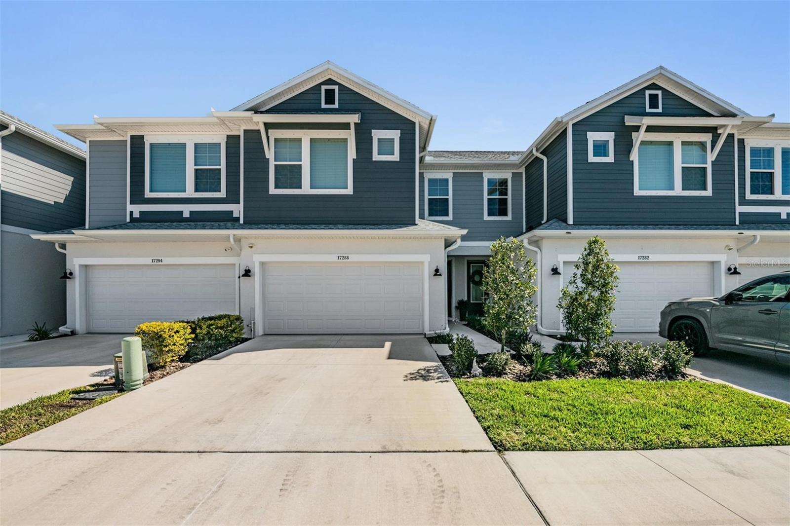 Listing photo id 0 for 17288 Balance Cove